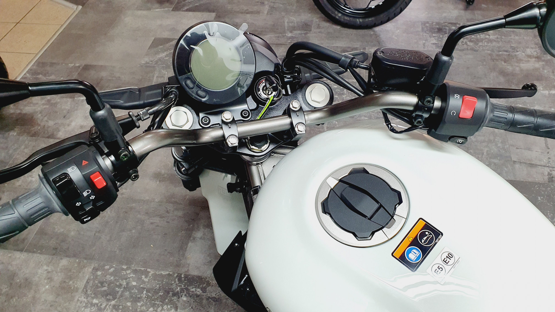 KAWASAKI Eliminator 500-image-3