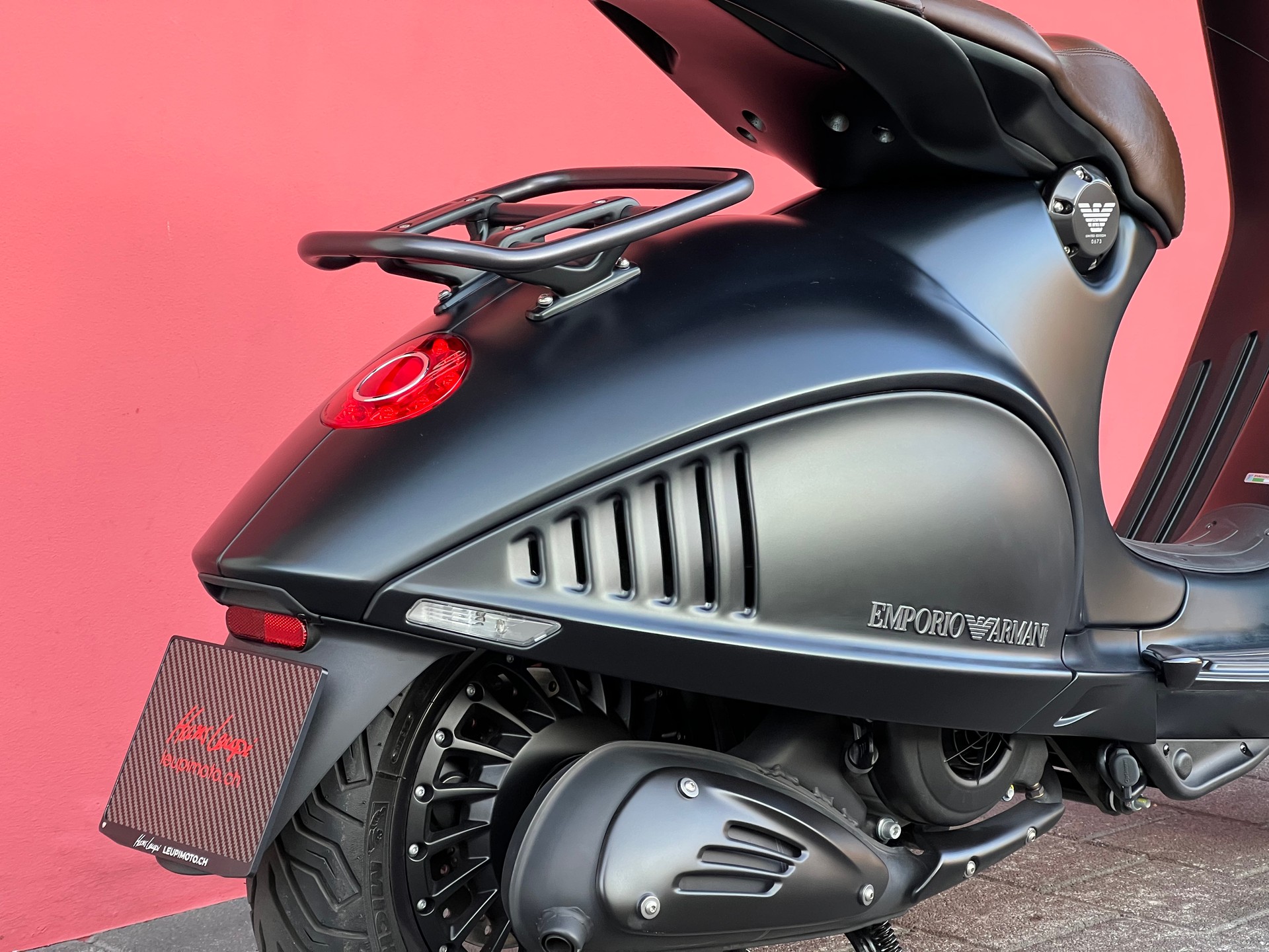 PIAGGIO Vespa 946 125 i.e. Emporio Armani ABS-image-7