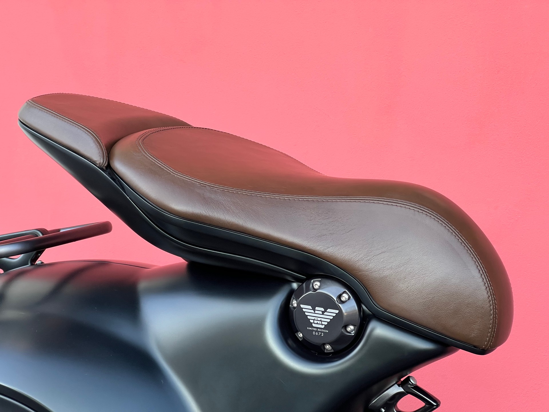 PIAGGIO Vespa 946 125 i.e. Emporio Armani ABS-image-4