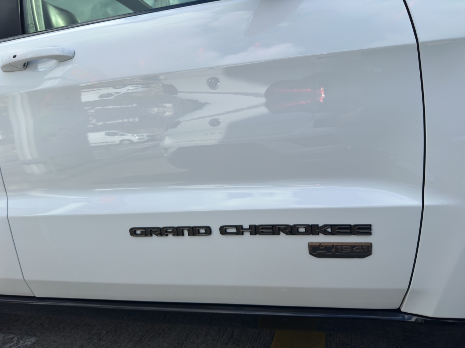 JEEP Grand Cherokee 3.0 CRD 75th Anniversary Automatic-image-8
