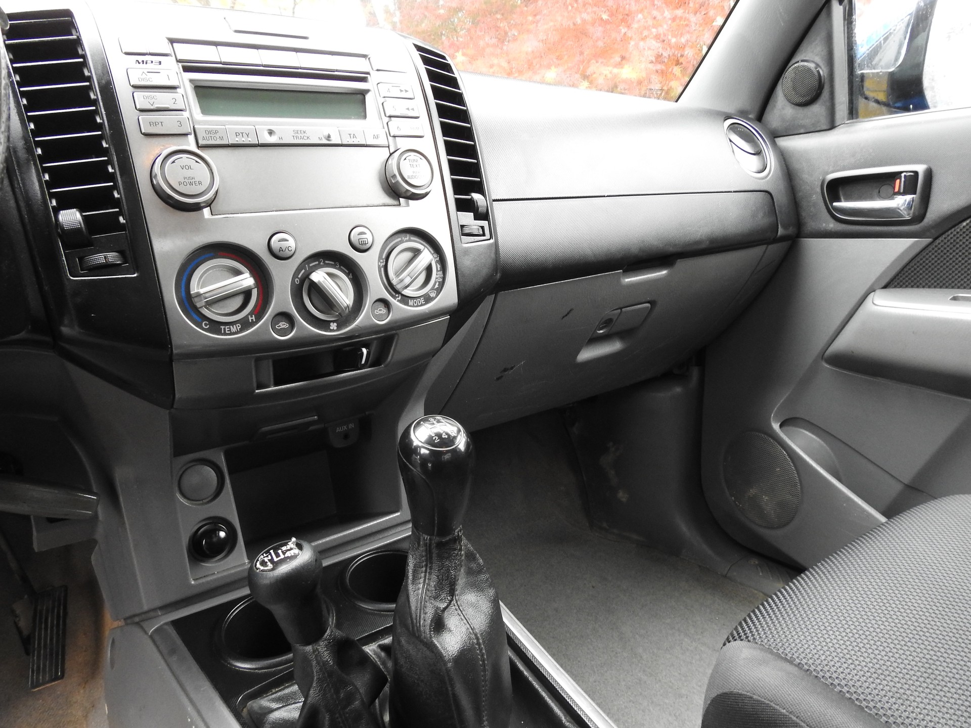 MAZDA BT-50 2.5 CD Tornado 4x4-image-15