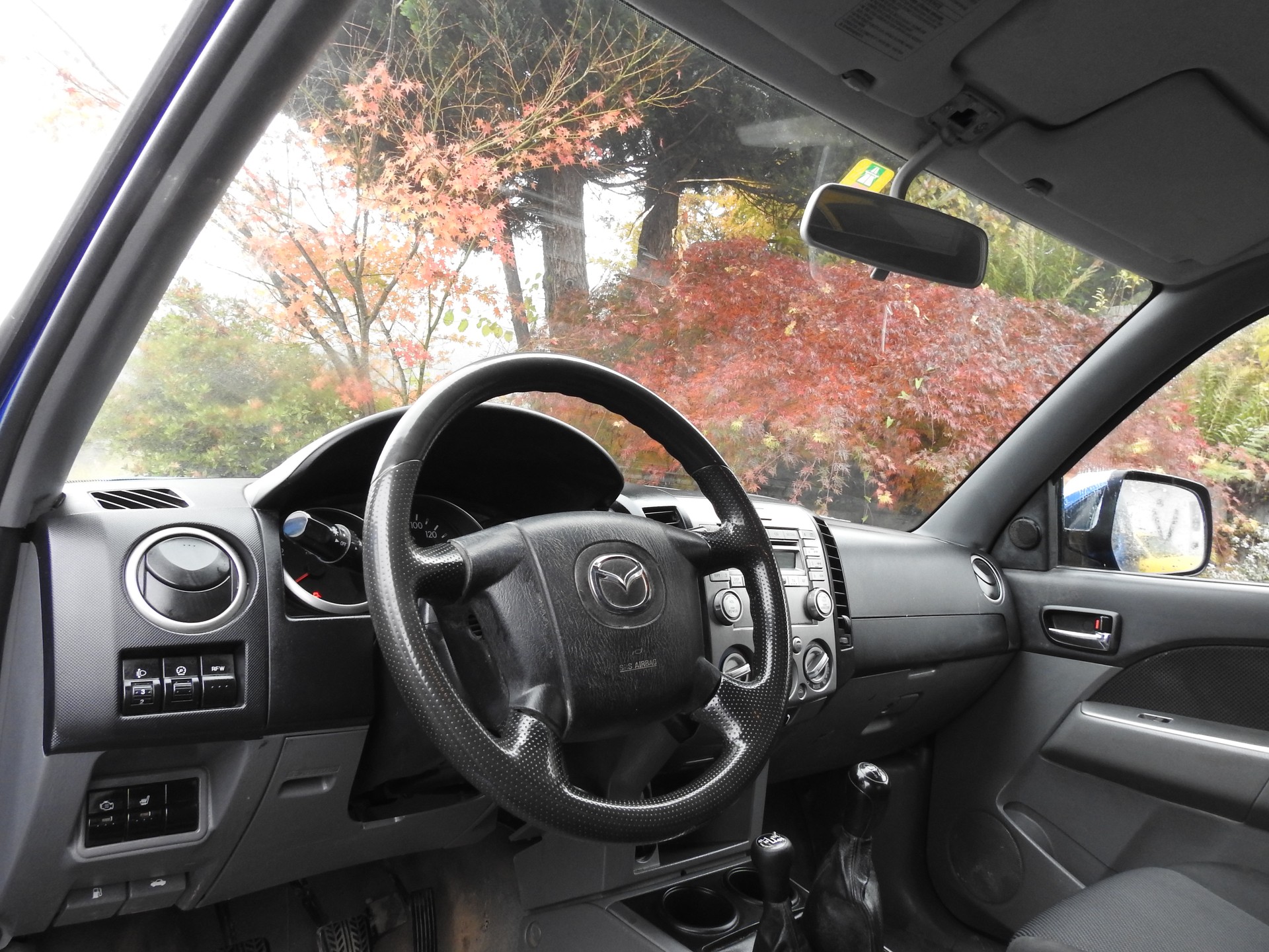 MAZDA BT-50 2.5 CD Tornado 4x4-image-12