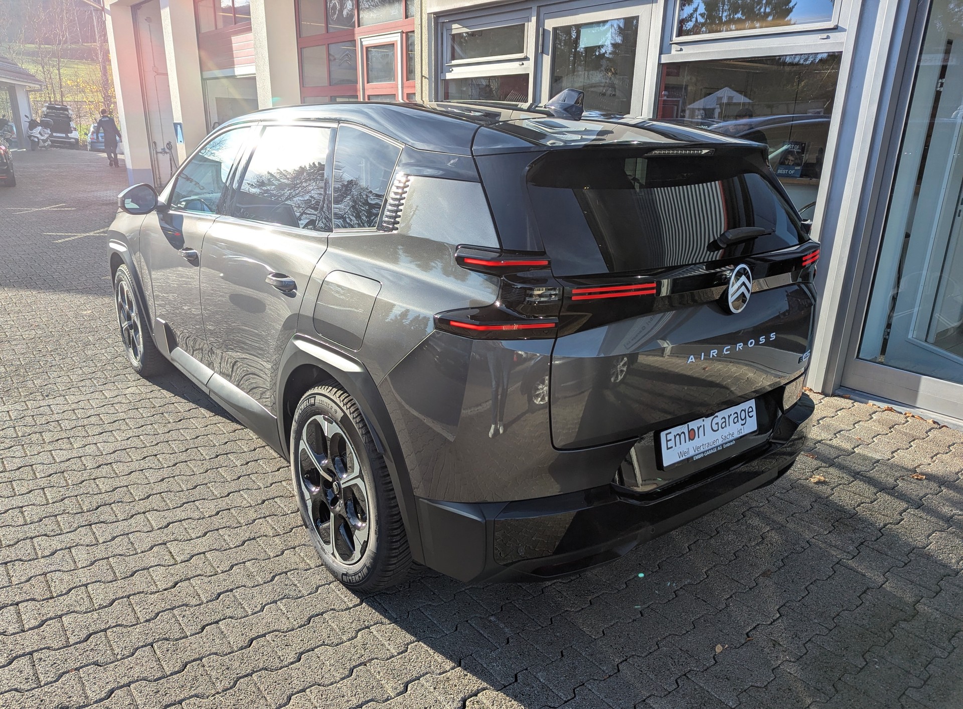 CITROEN E-C5 Aircross 73 kWh Max-image-4