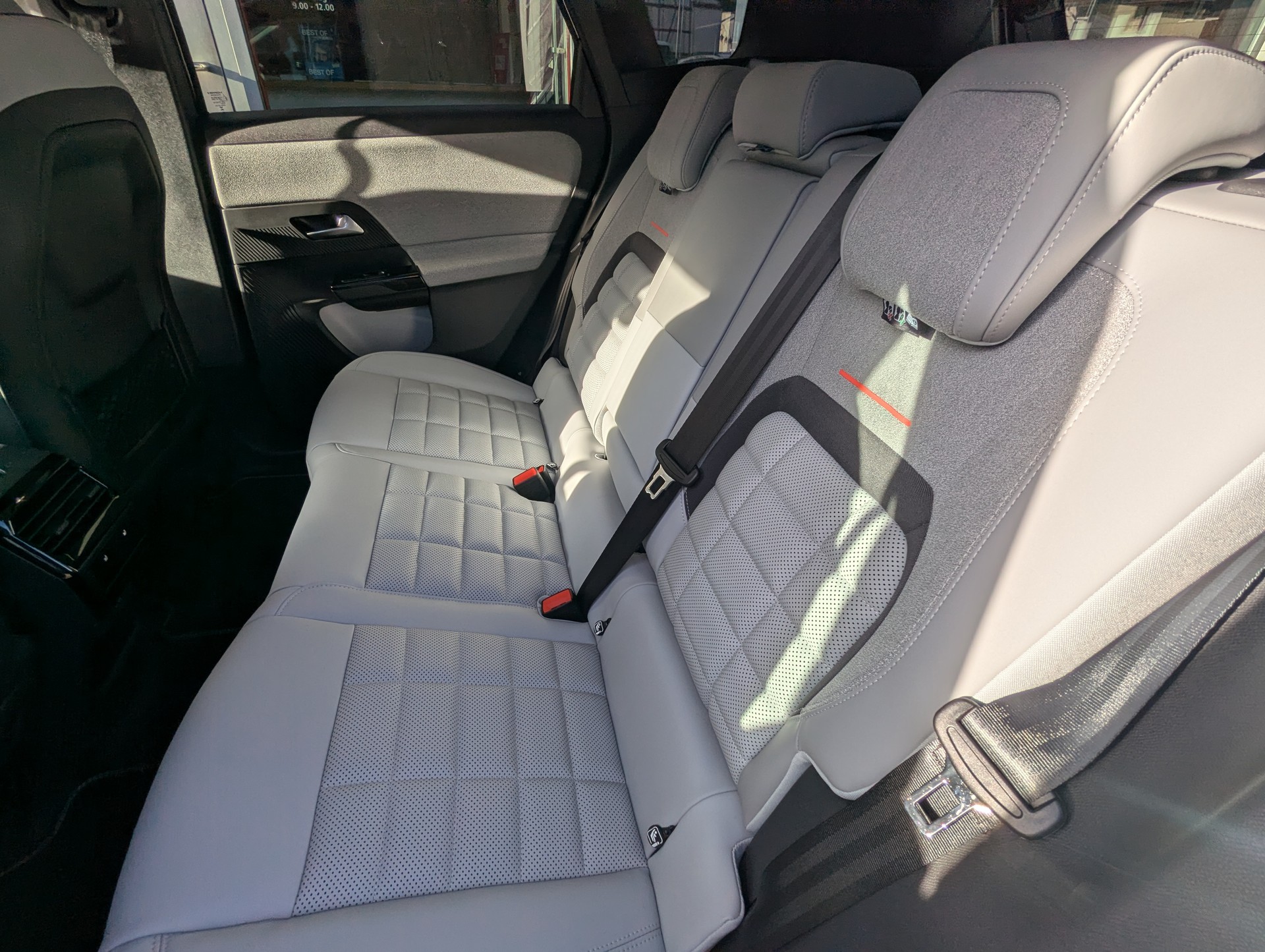 CITROEN E-C5 Aircross 73 kWh Max-image-9