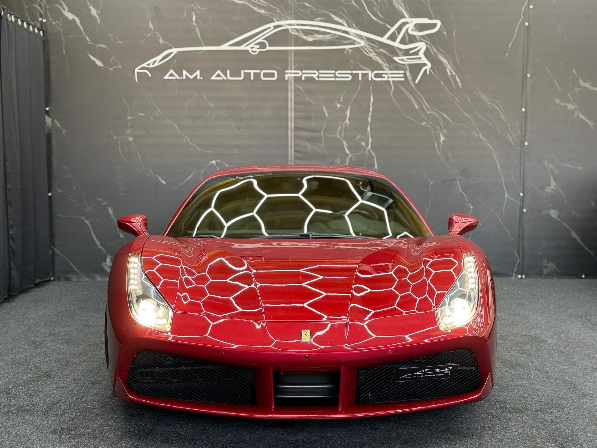 FERRARI 488 GTB 3.9 V8-image-1