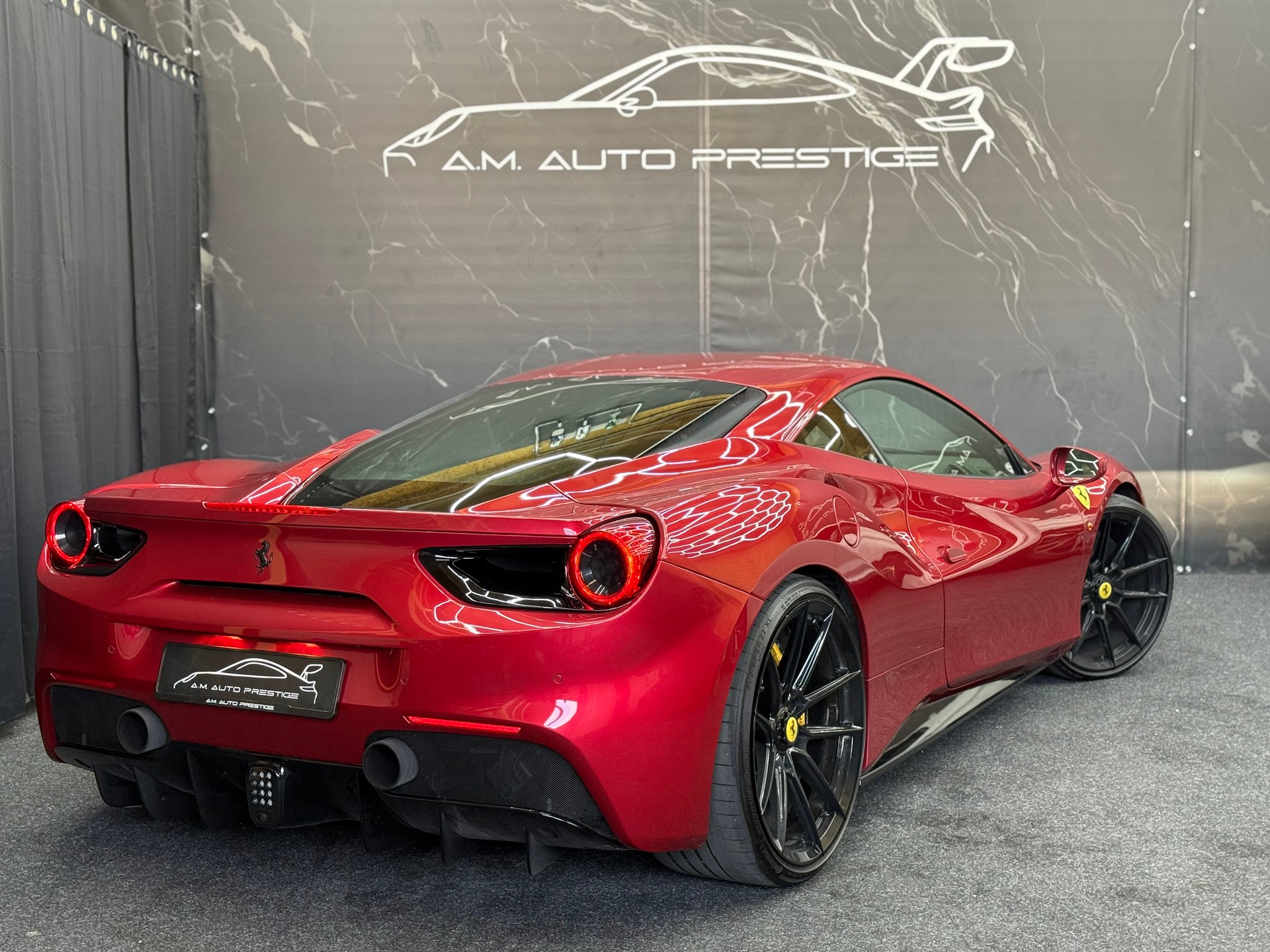 FERRARI 488 GTB 3.9 V8-image-3
