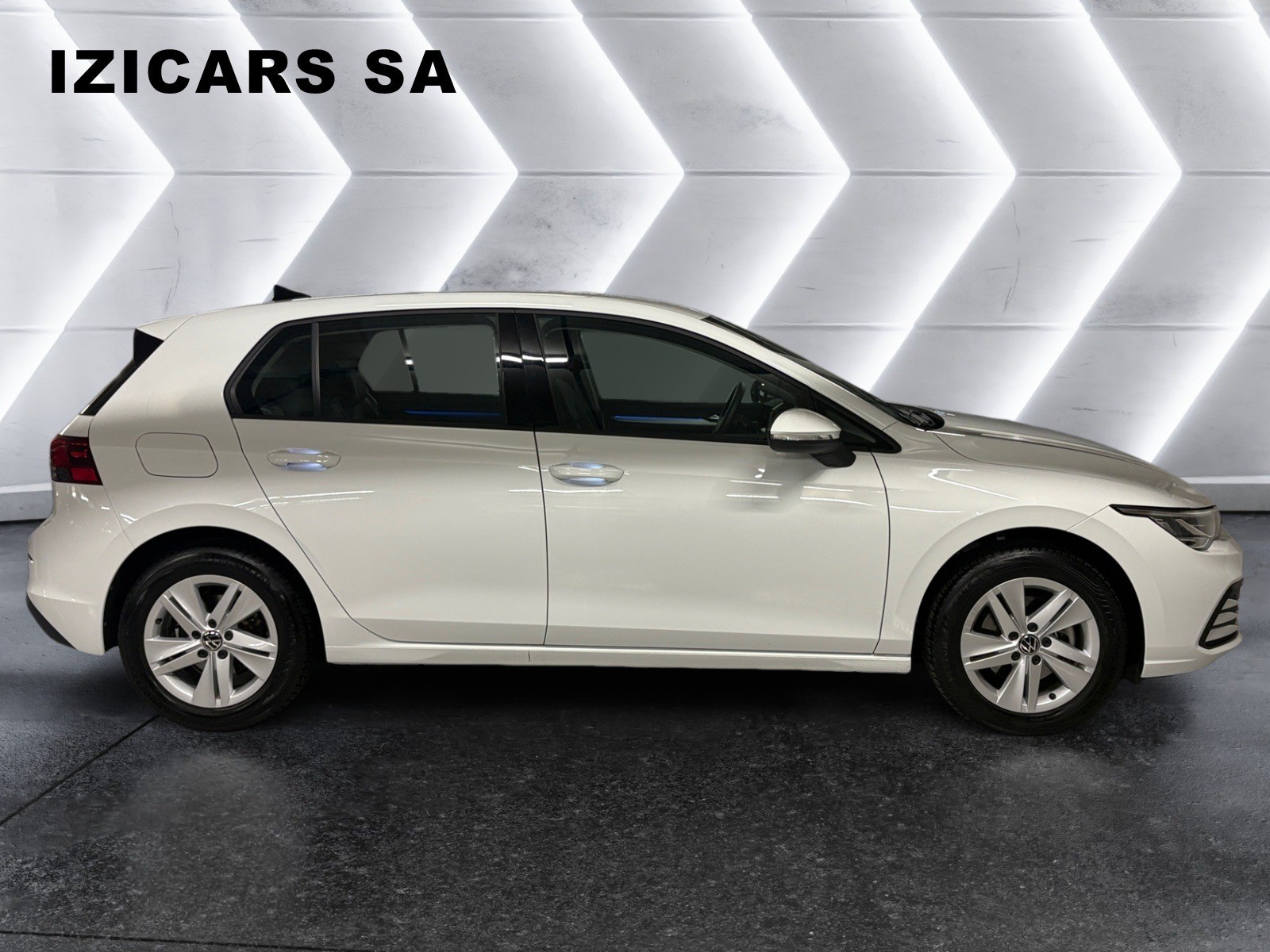 VW Golf 1.5 e TSI ACT Life DSG/Caméra de recul / Light Assist / GPS-image-8