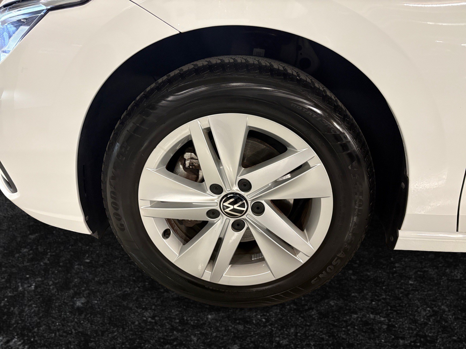 VW Golf 1.5 e TSI ACT Life DSG/Caméra de recul / Light Assist / GPS-image-15