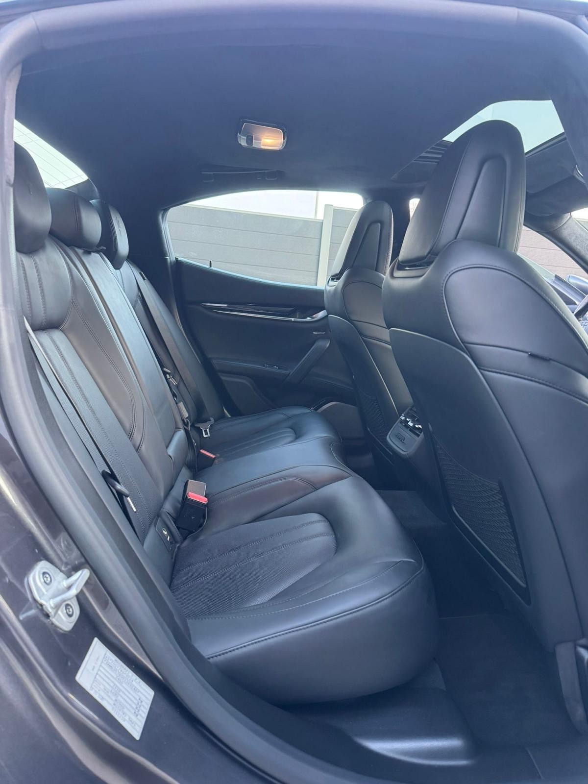 MASERATI Ghibli 3.0 V6 Modena Alcantara-image-15