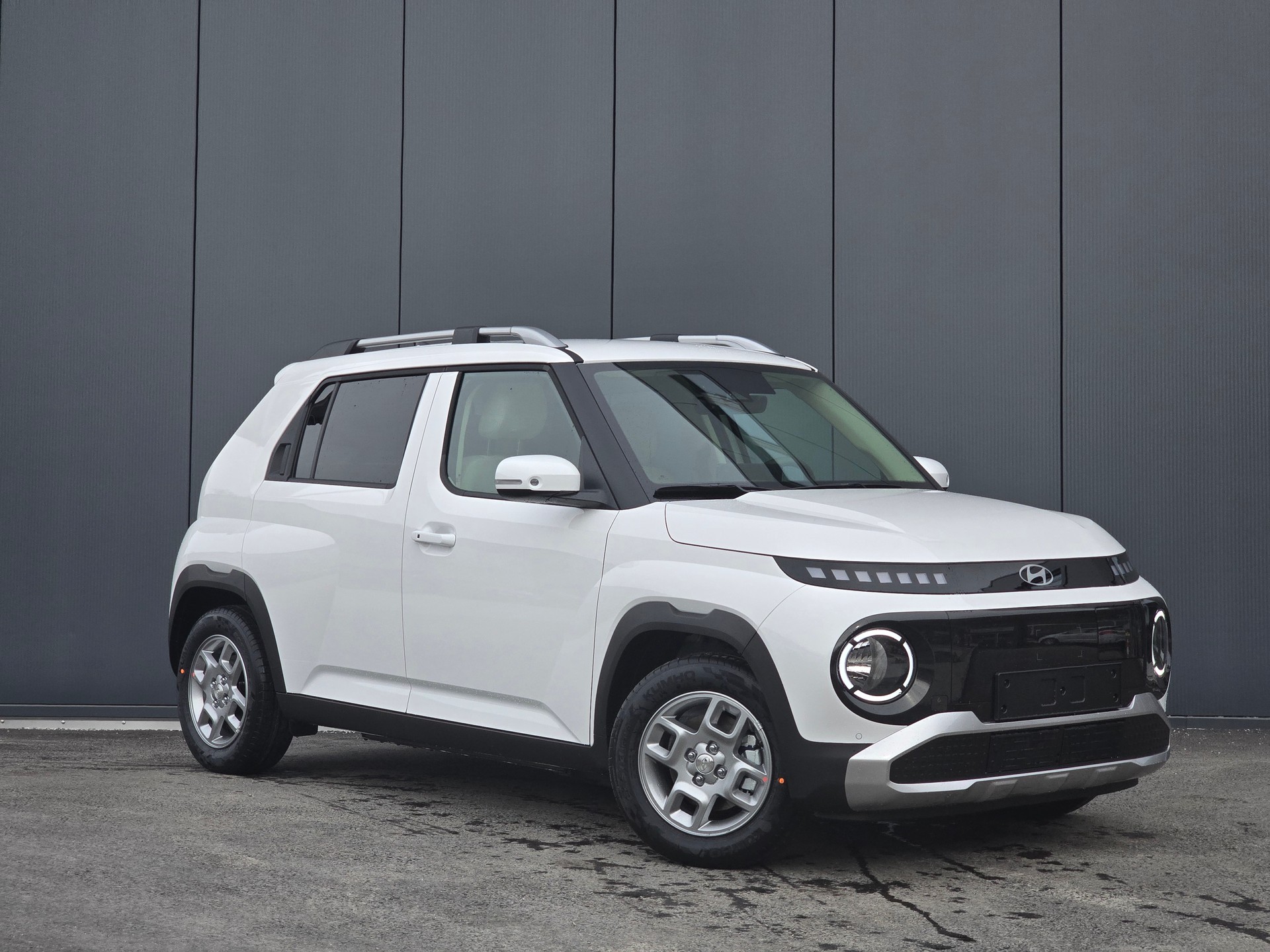 HYUNDAI Inster 49kWh Amplia