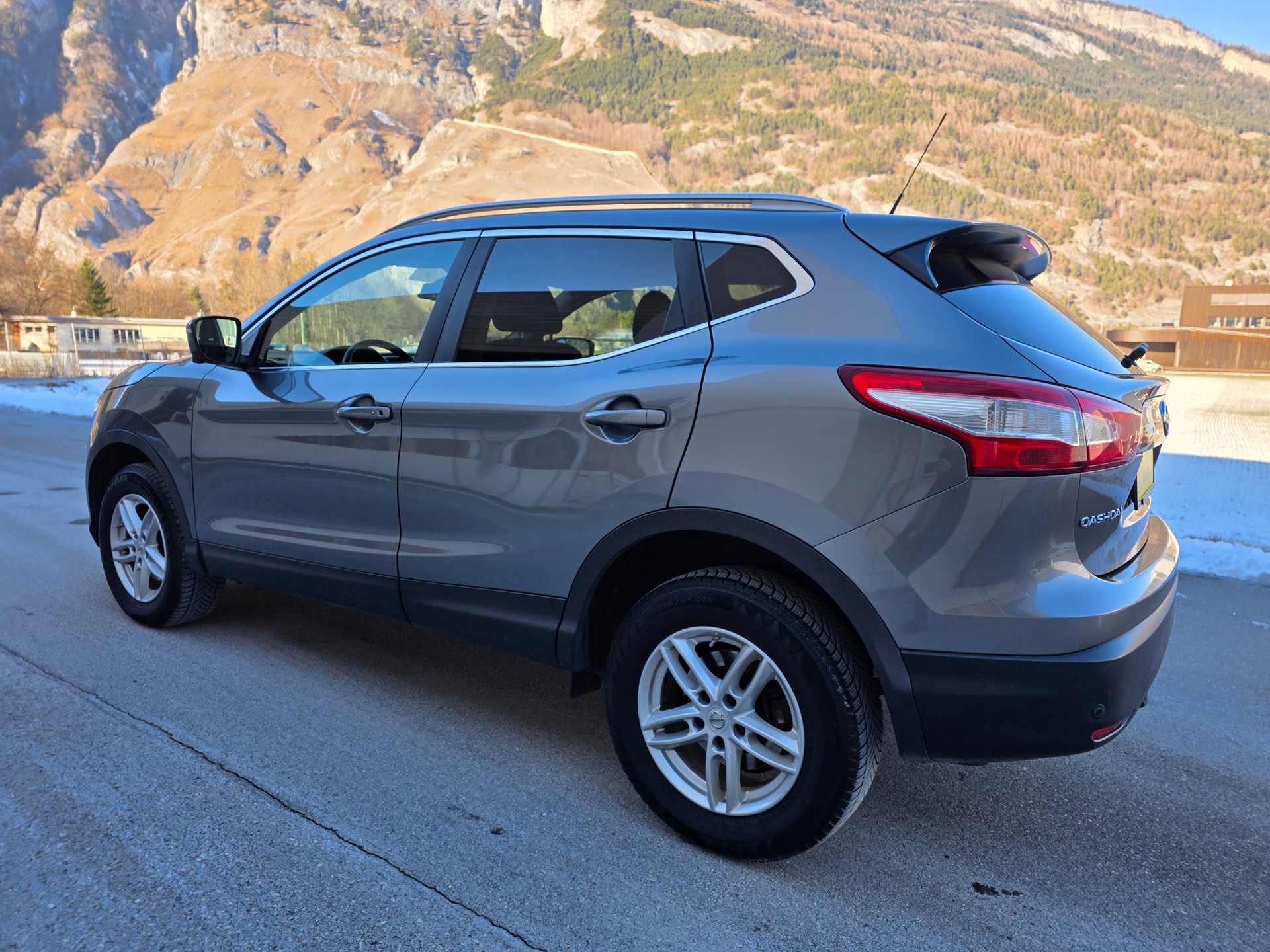 NISSAN Qashqai 1.6 DIG-T 360°-image-9