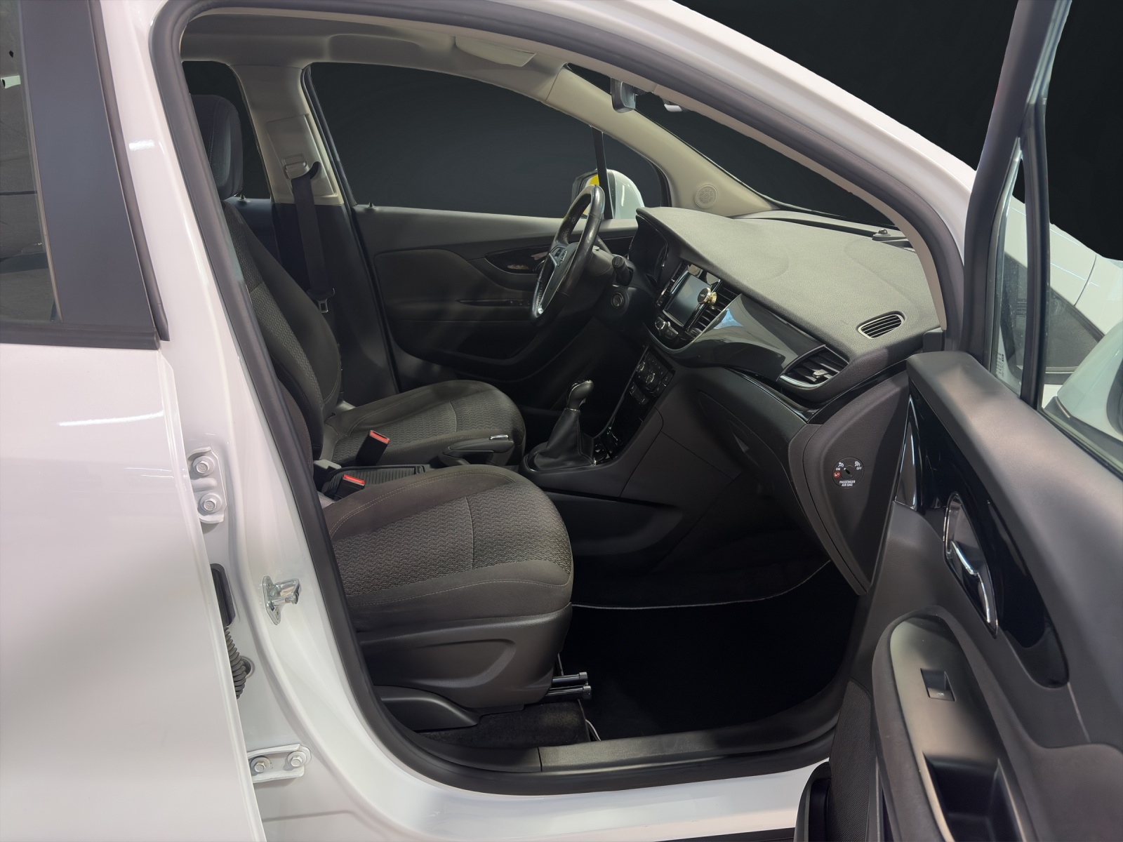 OPEL Mokka X 1.4i 16V Turbo Design Edition 4WD-image-12