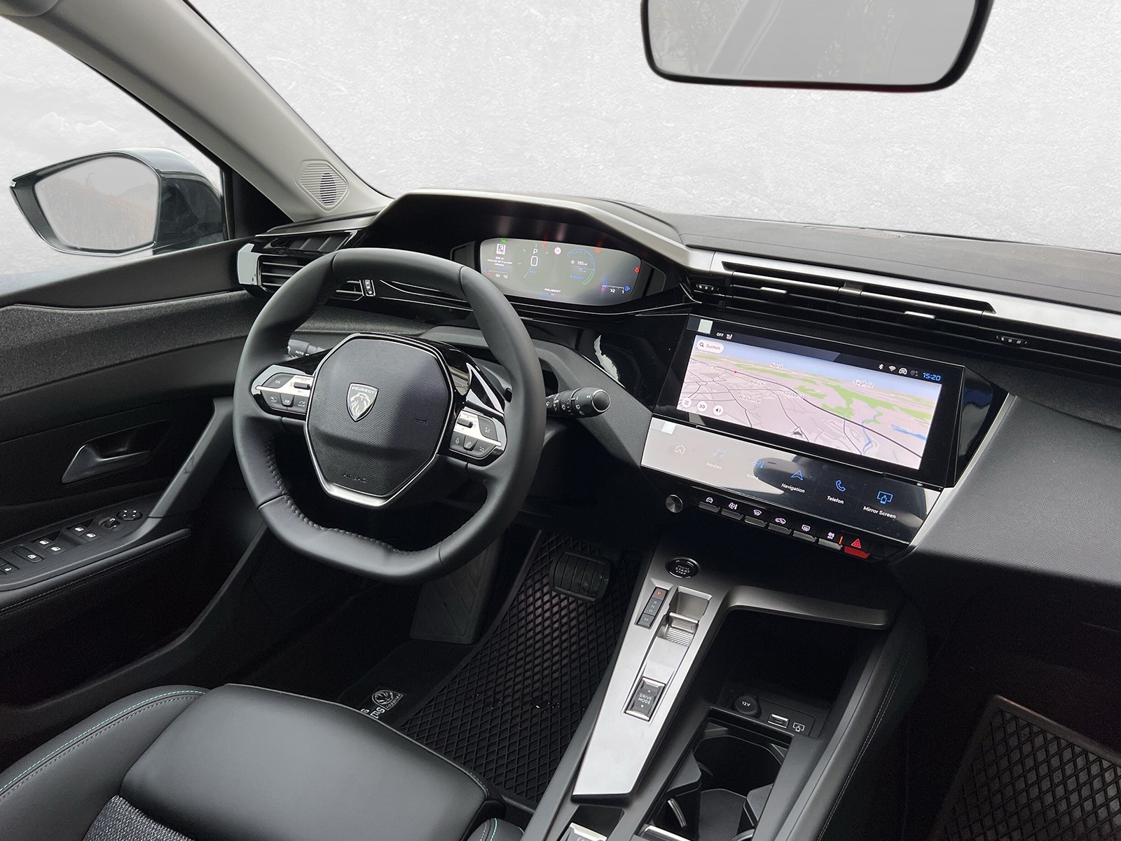 PEUGEOT 308 1.2 Hybrid Allure-image-7