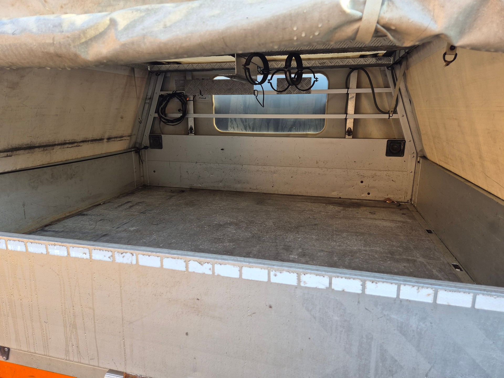 VW Amarok 3.0TDI Comfortline 4Motion Automatic-image-8