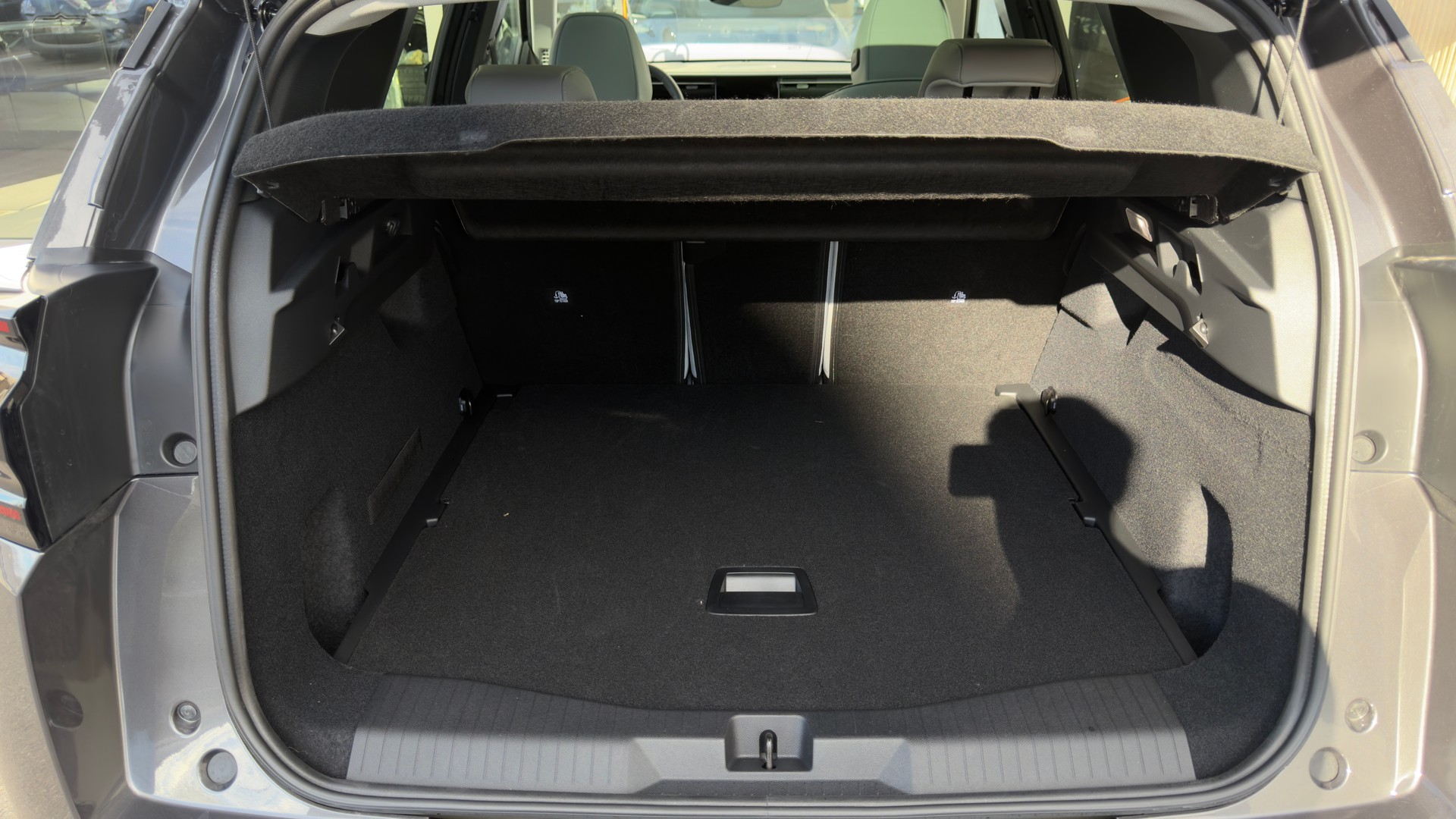 CITROEN E-C5 Aircross 73 kWh Max-image-8