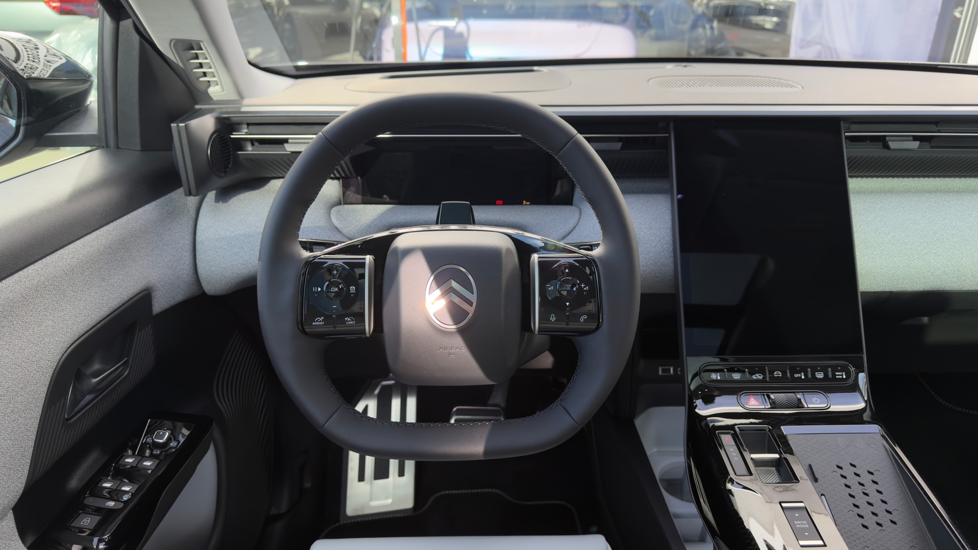 CITROEN E-C5 Aircross 73 kWh Max-image-10