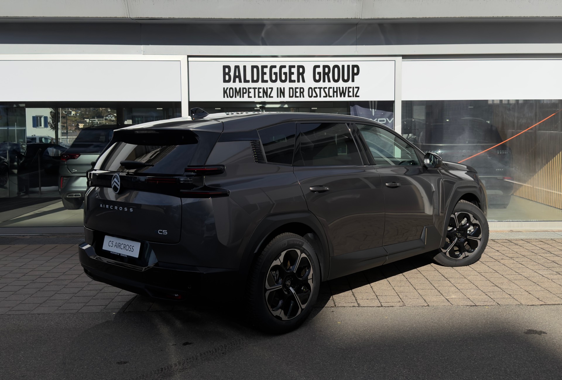 CITROEN E-C5 Aircross 73 kWh Max-showroom-element-1