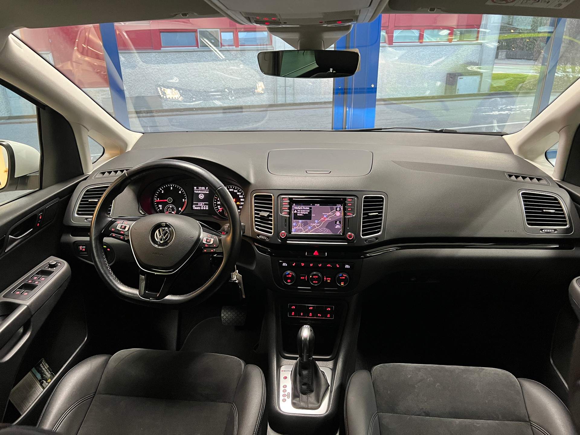 VW Sharan 2.0 TDI BMT Highline 4Motion DSG-image-11