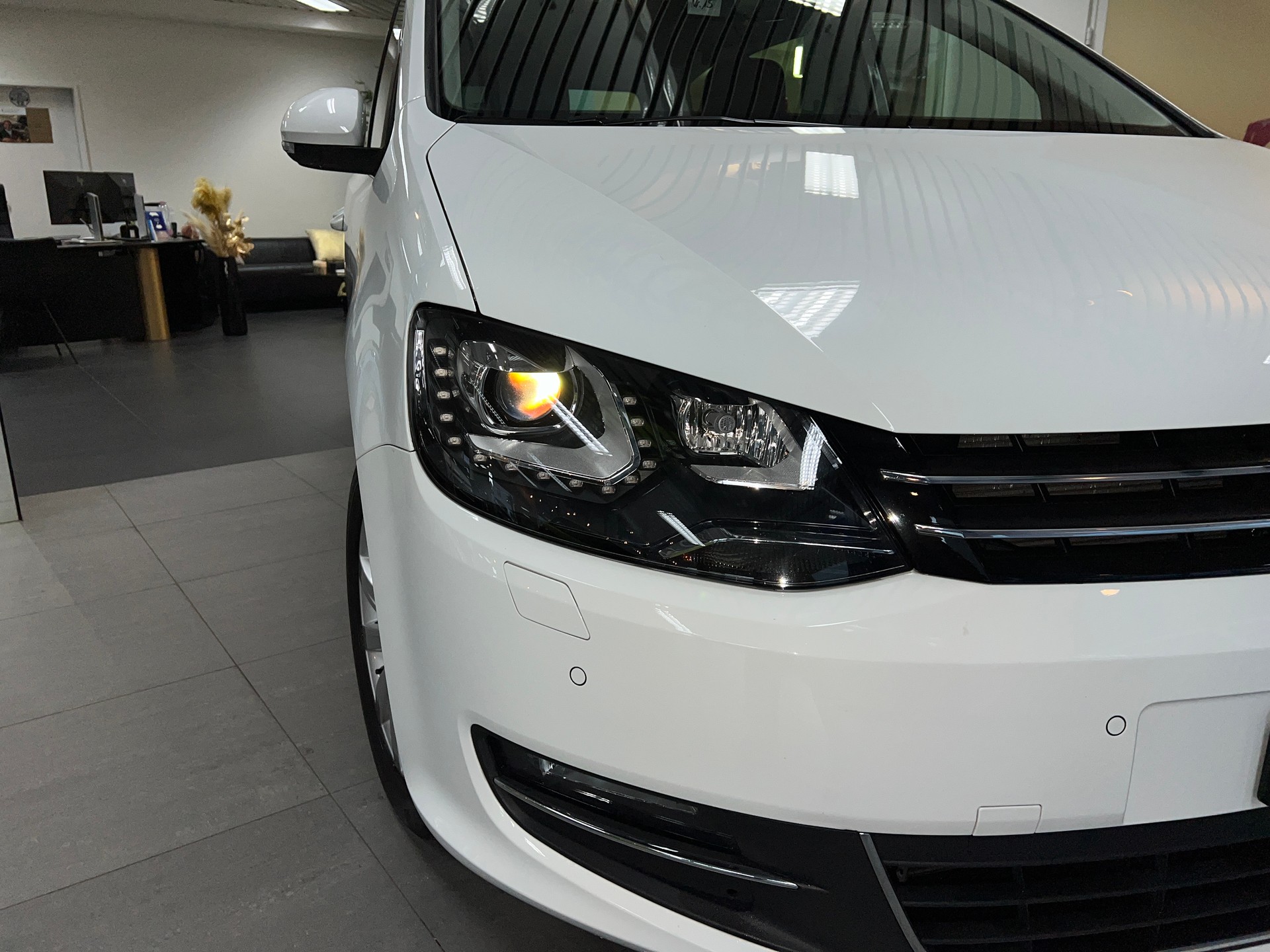 VW Sharan 2.0 TDI BMT Highline 4Motion DSG-showroom-element-1