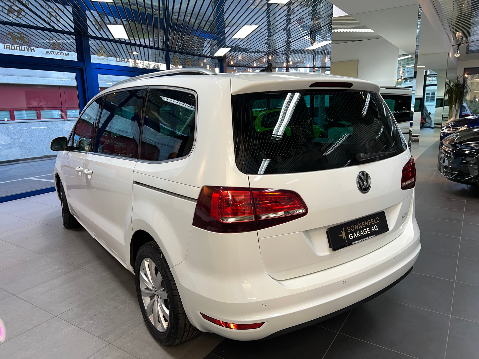 VW Sharan 2.0 TDI BMT Highline 4Motion DSG-image-4