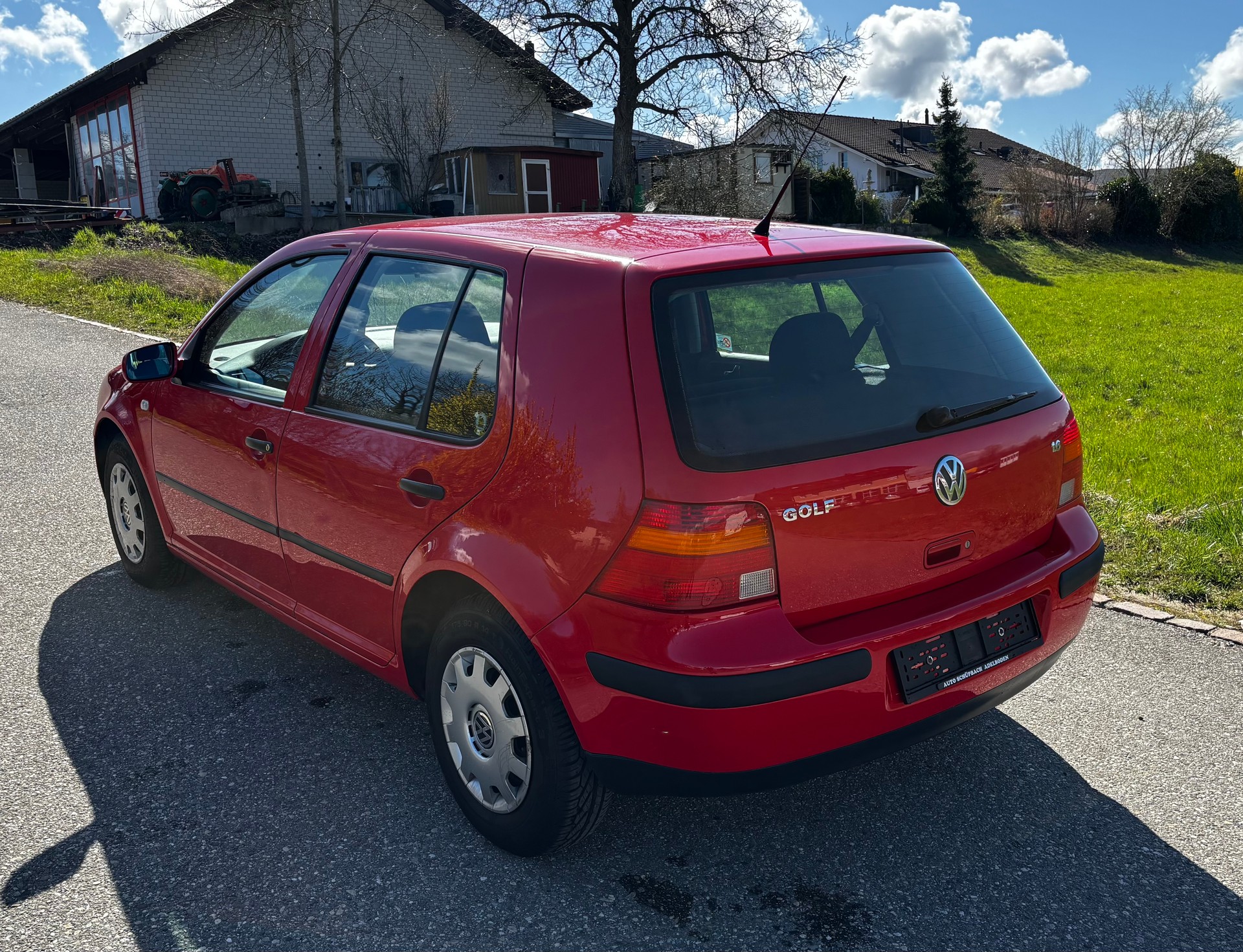 VW Golf 1.6 Automatic-image-3