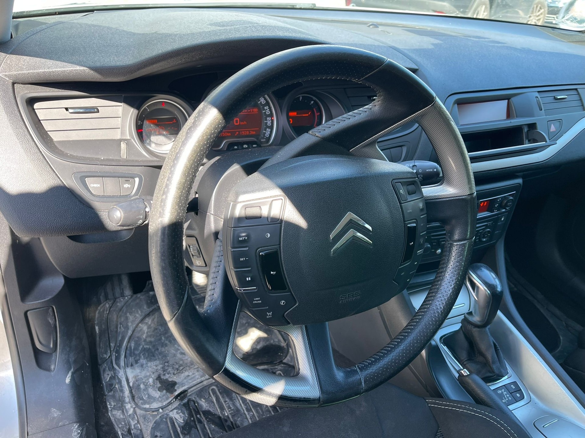 CITROEN C5 Tourer 2.0 HDi Dynamique Automatic-image-4