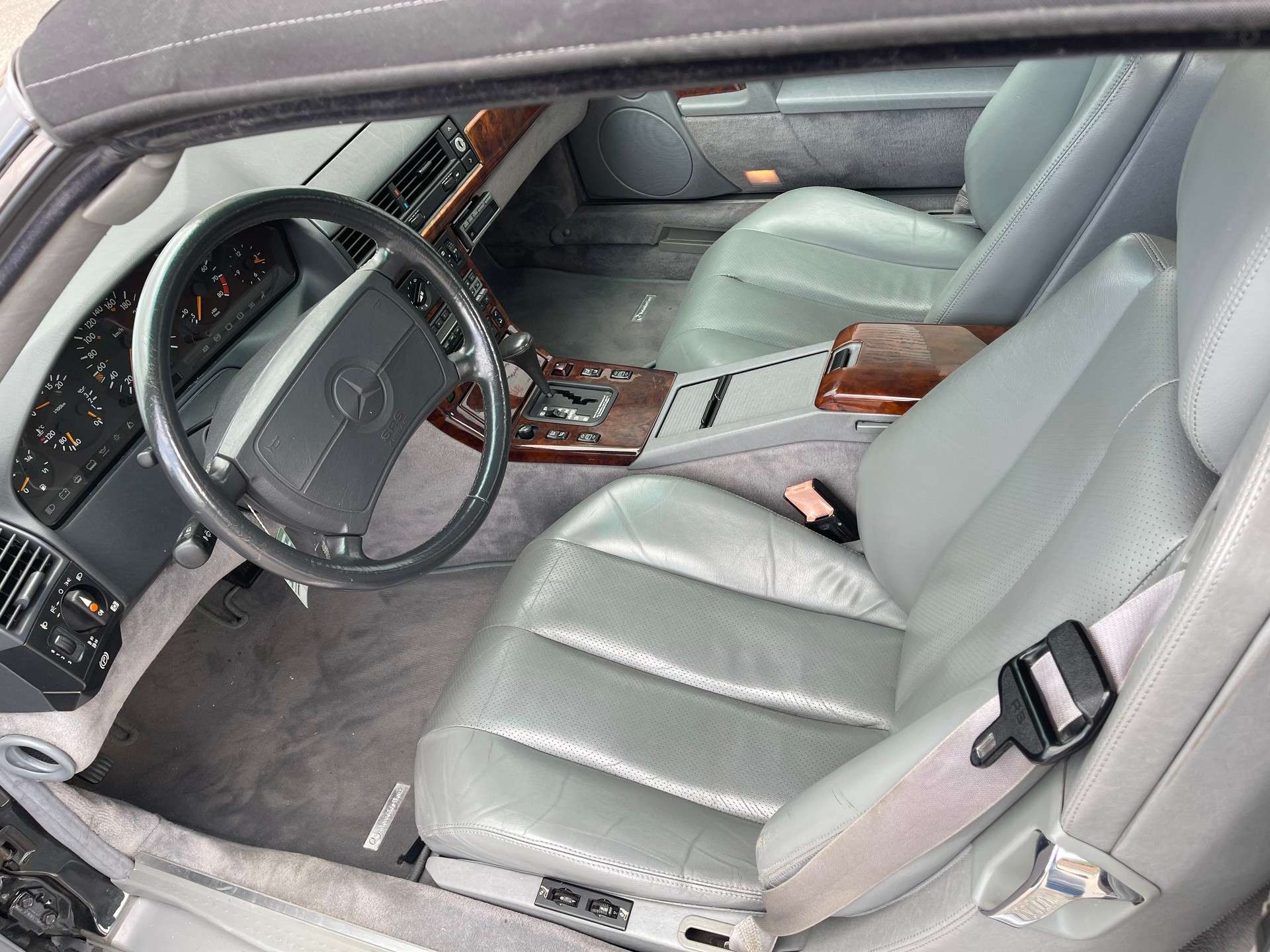 MERCEDES-BENZ SL300 4 Plätzer 2+2-image-7
