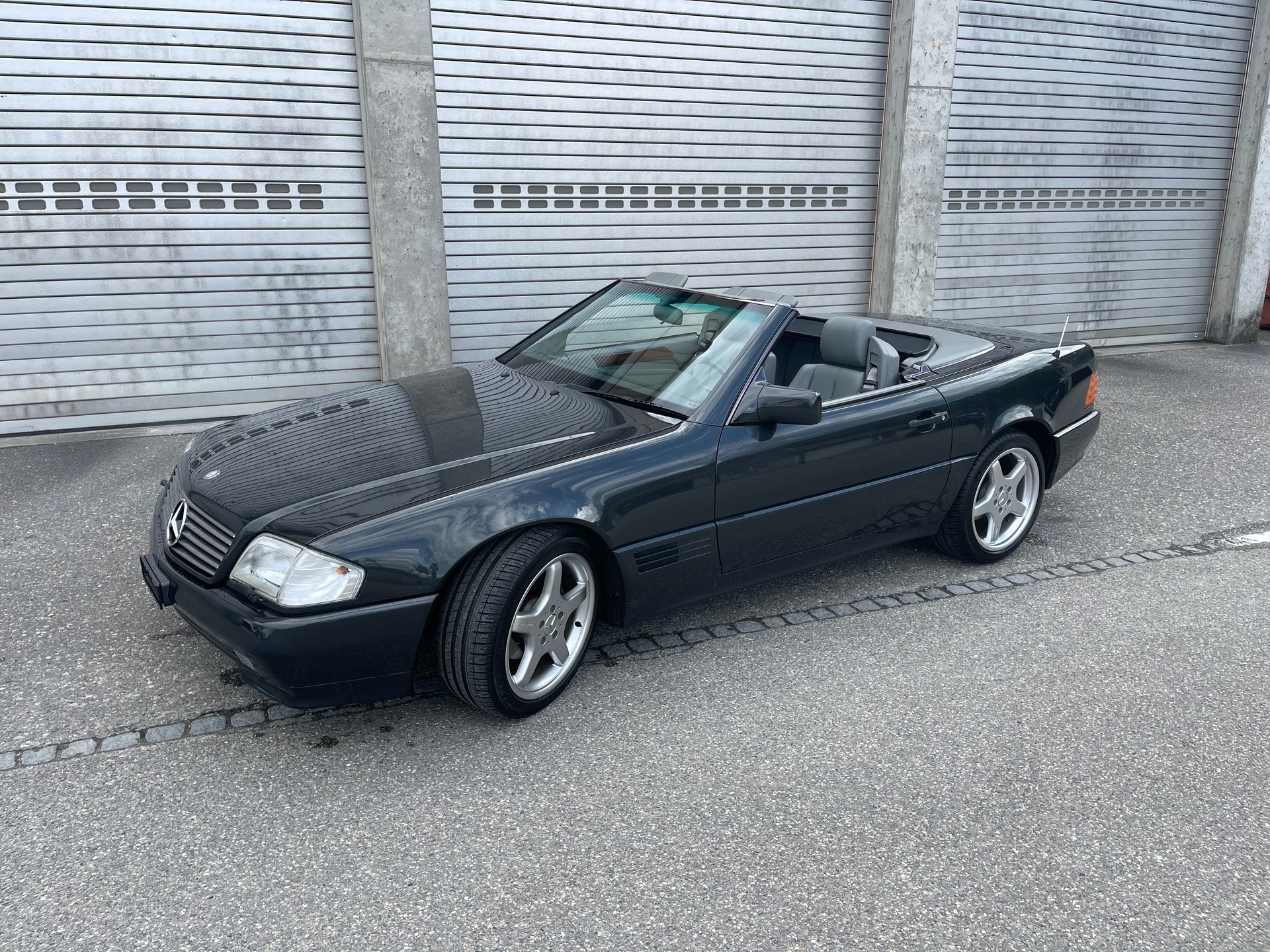 MERCEDES-BENZ SL300 4 Plätzer 2+2-image-9