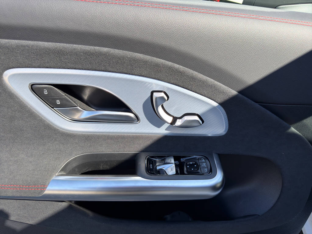 MERCEDES-BENZ CLA 350 EQ Shooting Brake 4matic-image-13