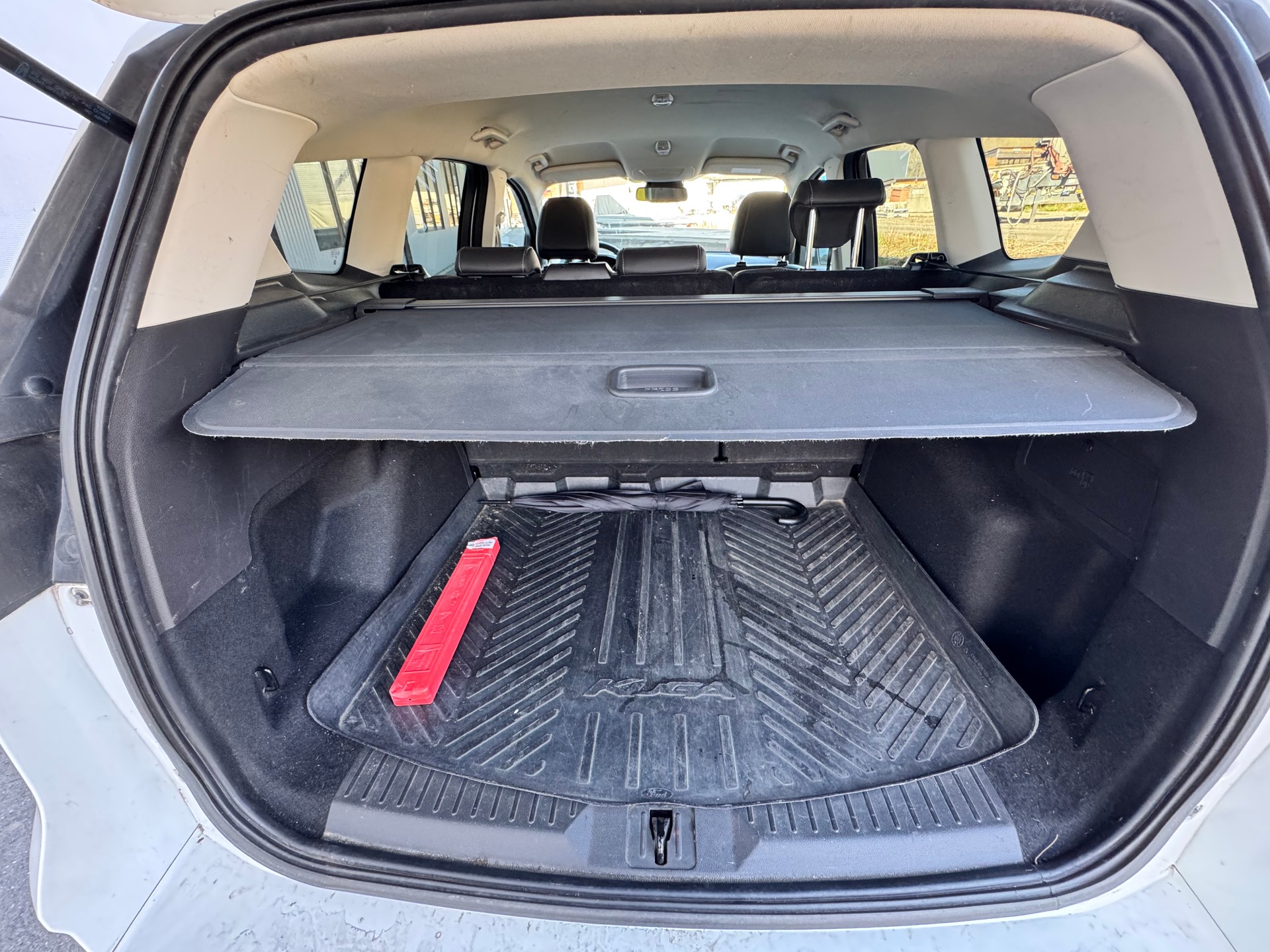 FORD Kuga 2.0 TDCi Titanium 4WD PowerShift-image-7