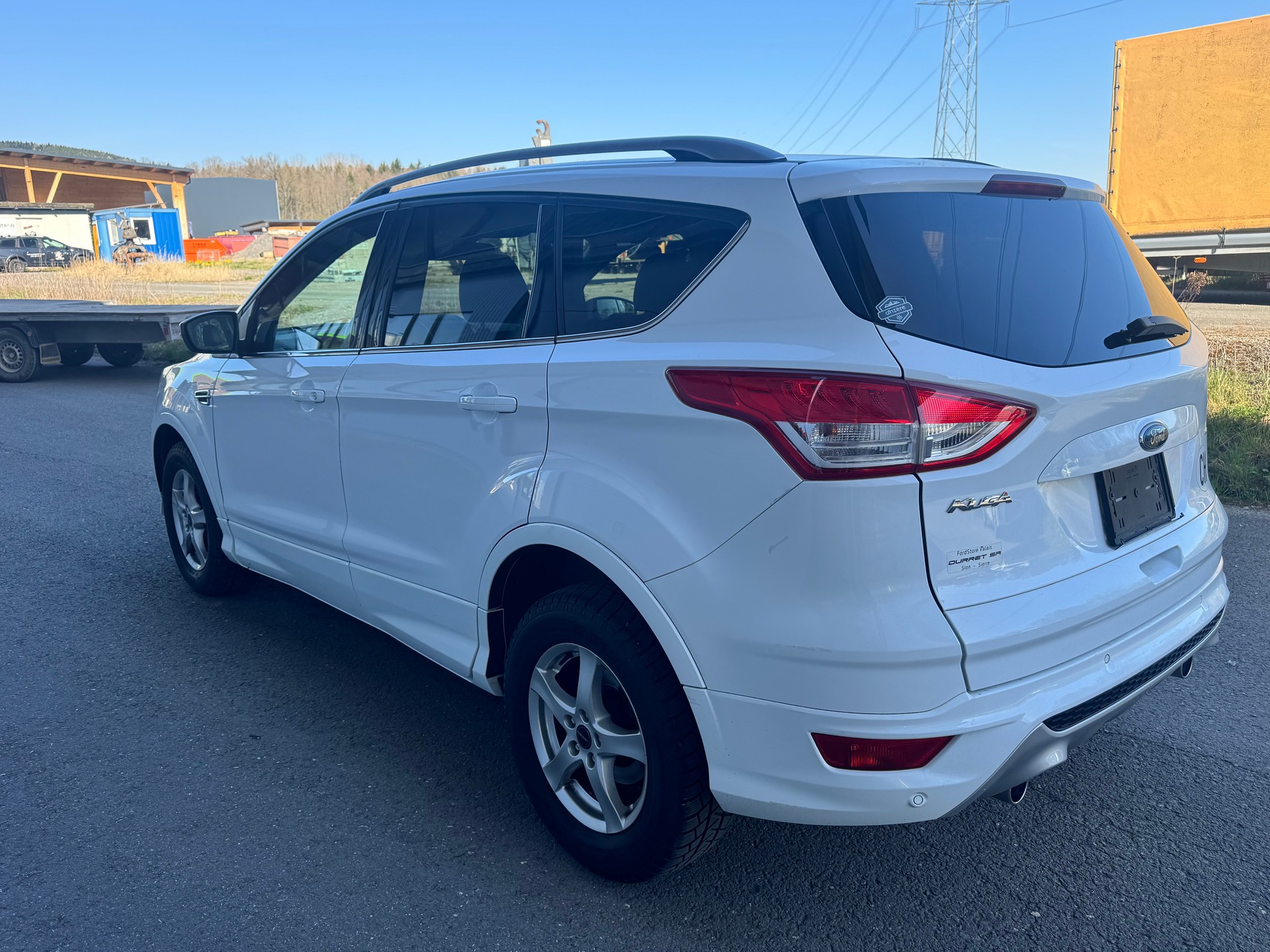 FORD Kuga 2.0 TDCi Titanium 4WD PowerShift-image-2