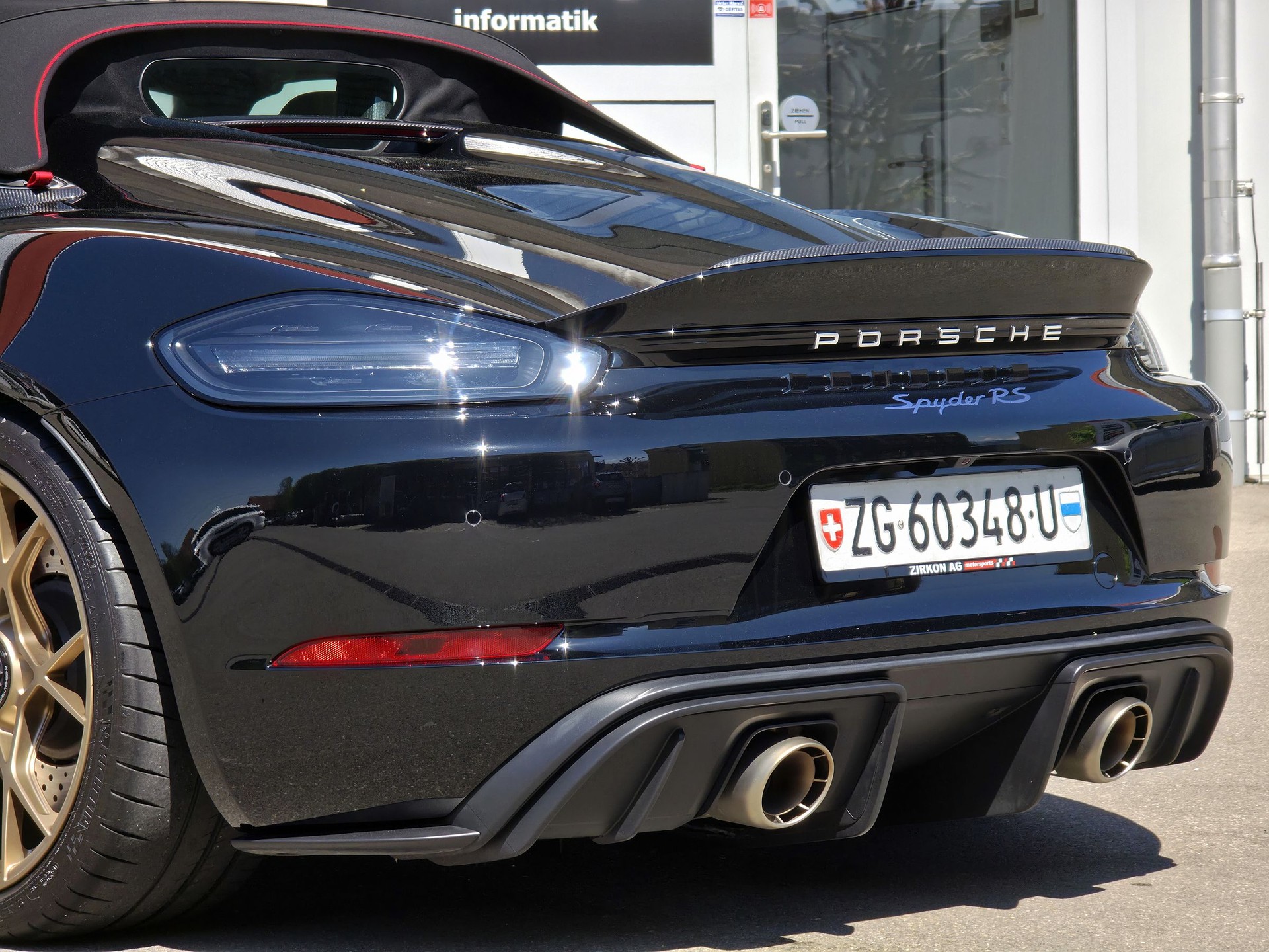 PORSCHE 718 Boxster Spyder RS Weissach PDK-image-19