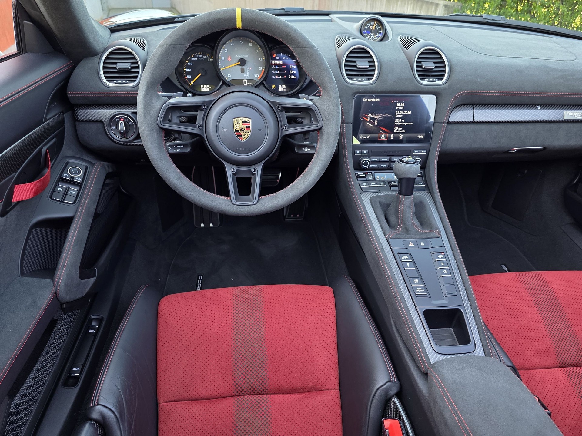 PORSCHE 718 Boxster Spyder RS Weissach PDK-image-22