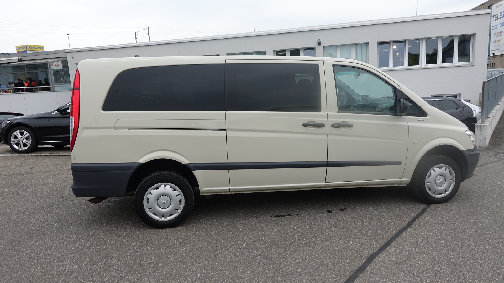 MERCEDES-BENZ Vito 116 CDI Blue Efficiency EL 4Matic A-image-2