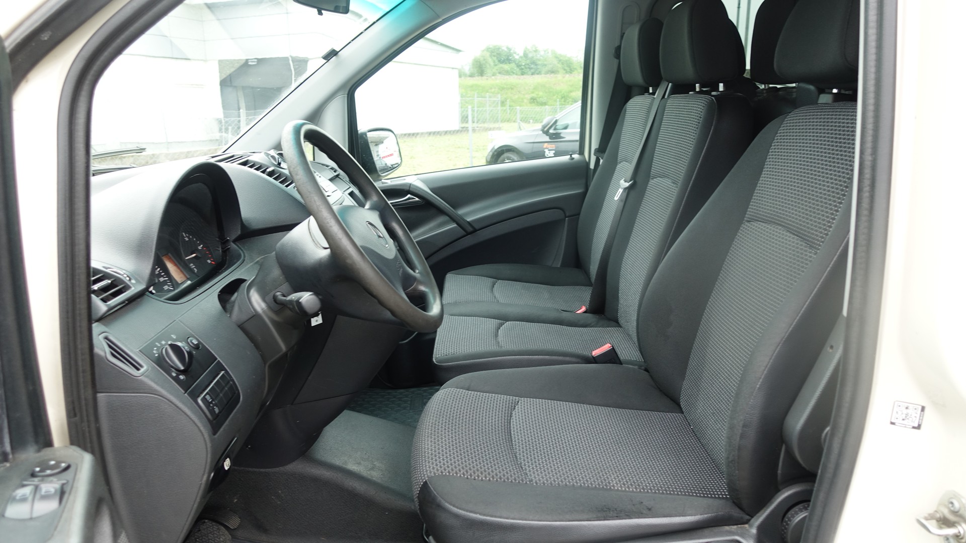 MERCEDES-BENZ Vito 116 CDI Blue Efficiency EL 4Matic A-image-4
