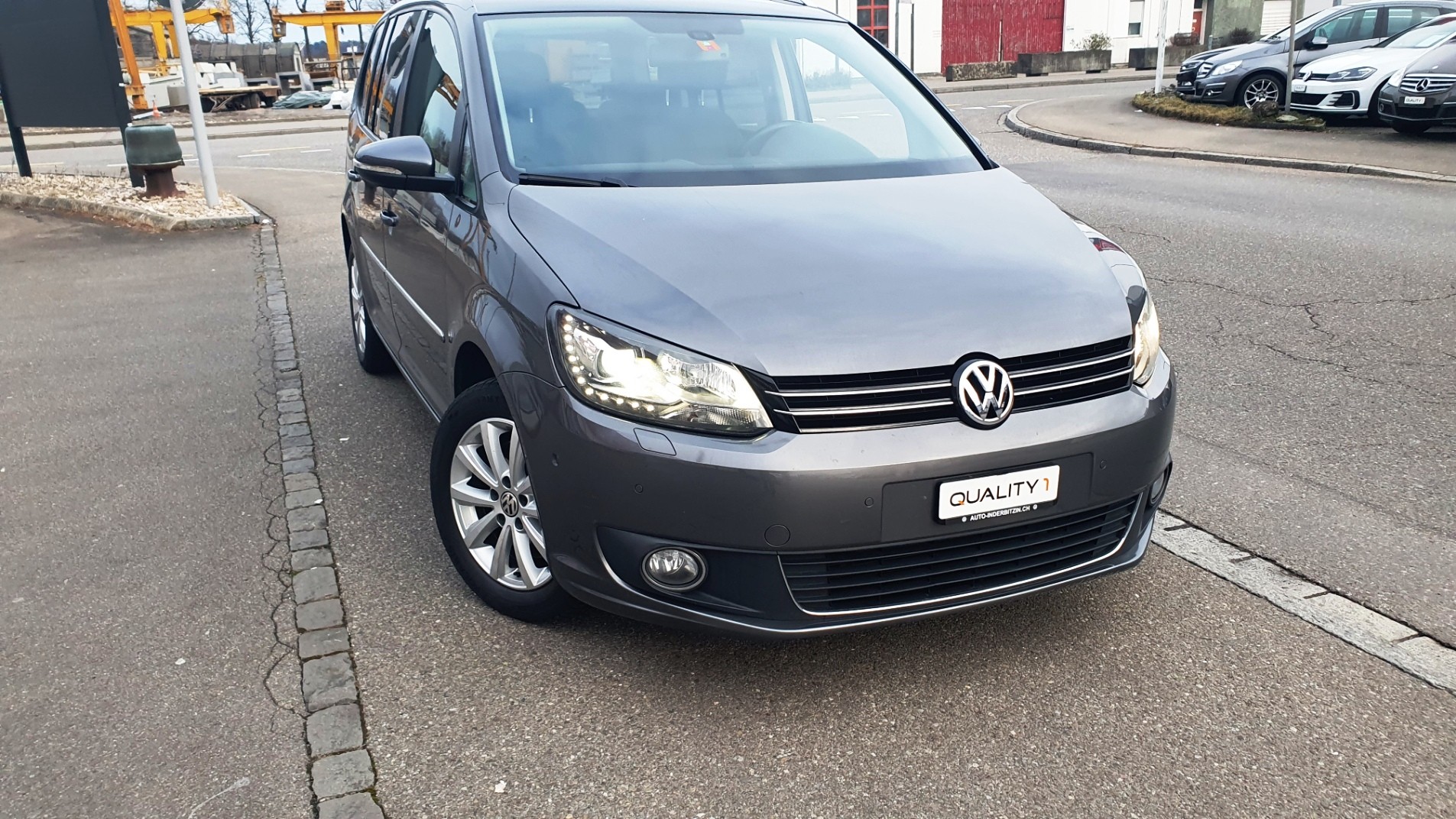 VW Touran 1.4 TSI Highline DSG 7 Platz