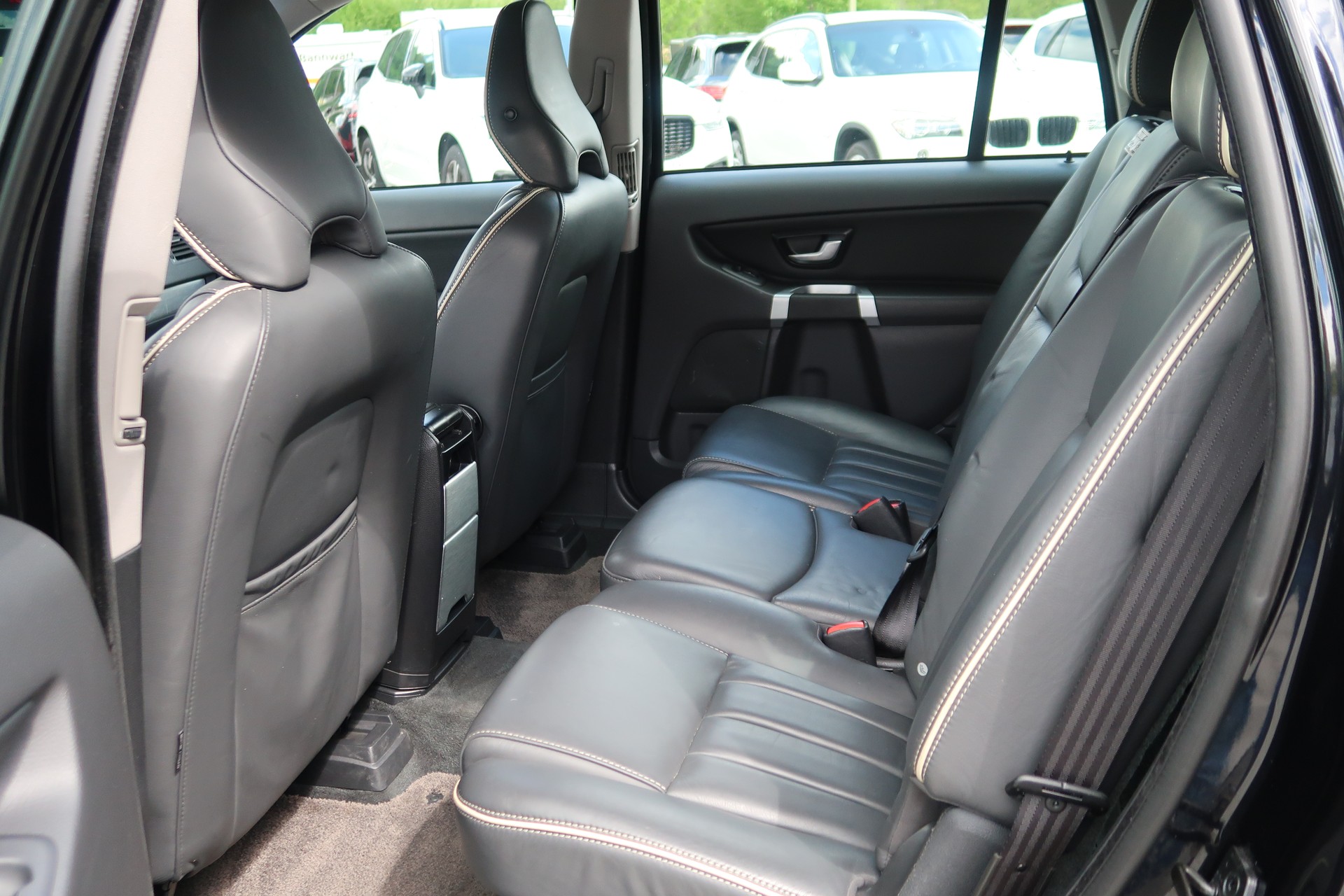 VOLVO XC90 D5 AWD Summum Geartronic-image-11