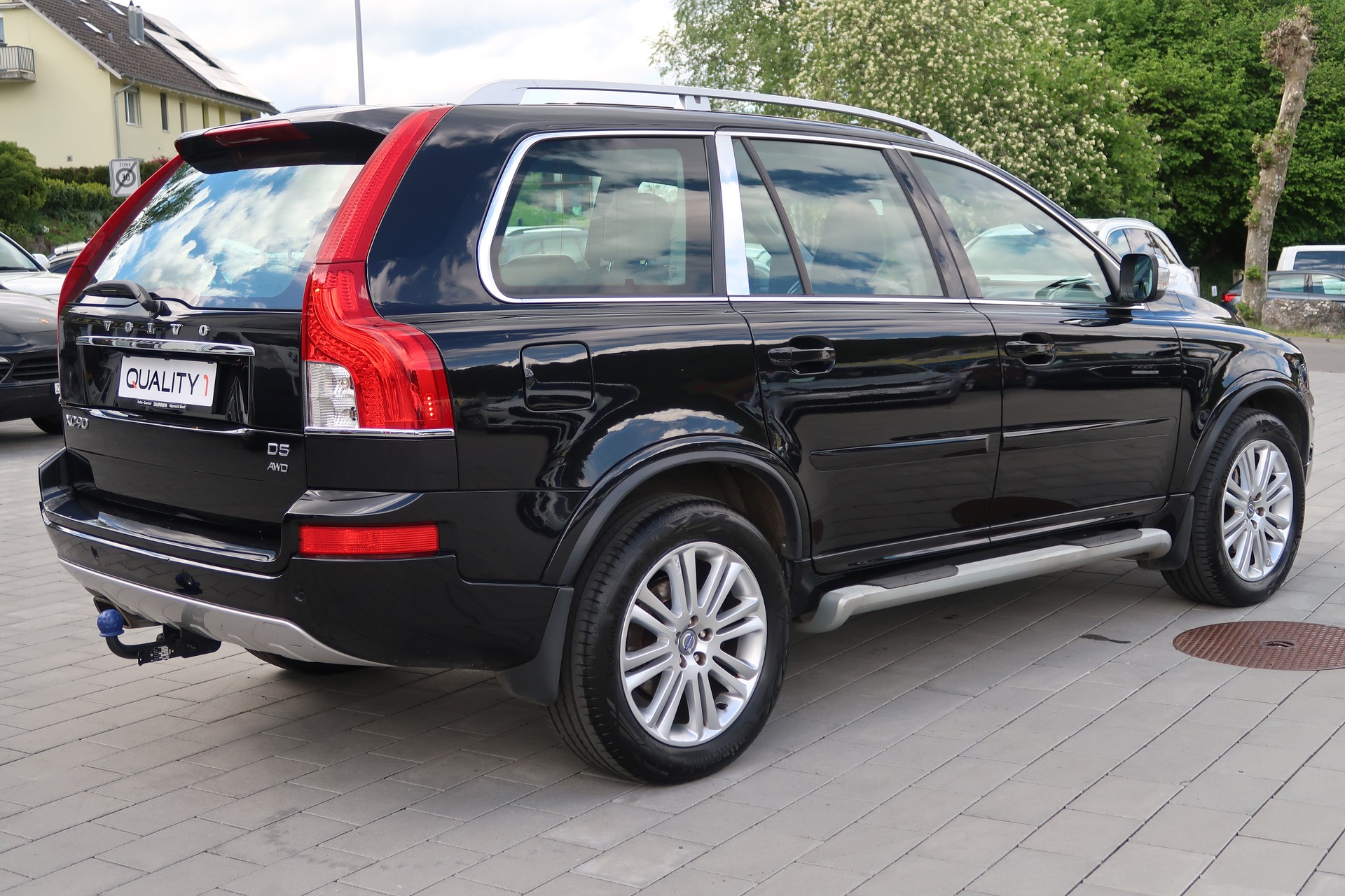 VOLVO XC90 D5 AWD Summum Geartronic-image-4