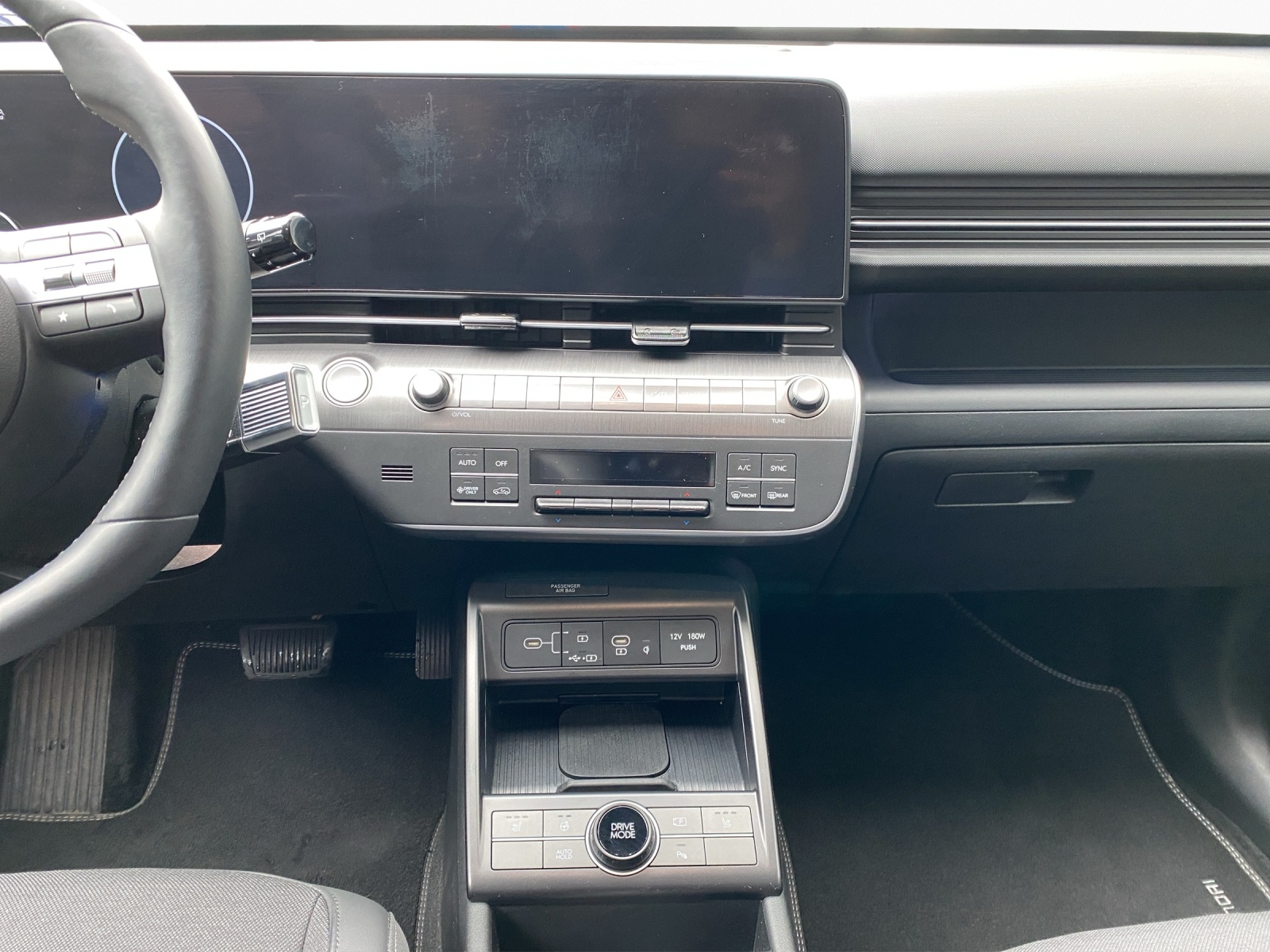 HYUNDAI Kona 1.6 GDi Hybrid Amplia-image-13