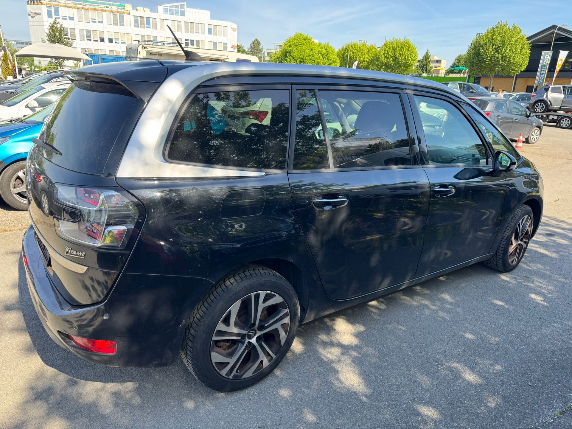CITROEN Grand C4 Picasso 1.6i 16V e-THP Exclusive-image-3