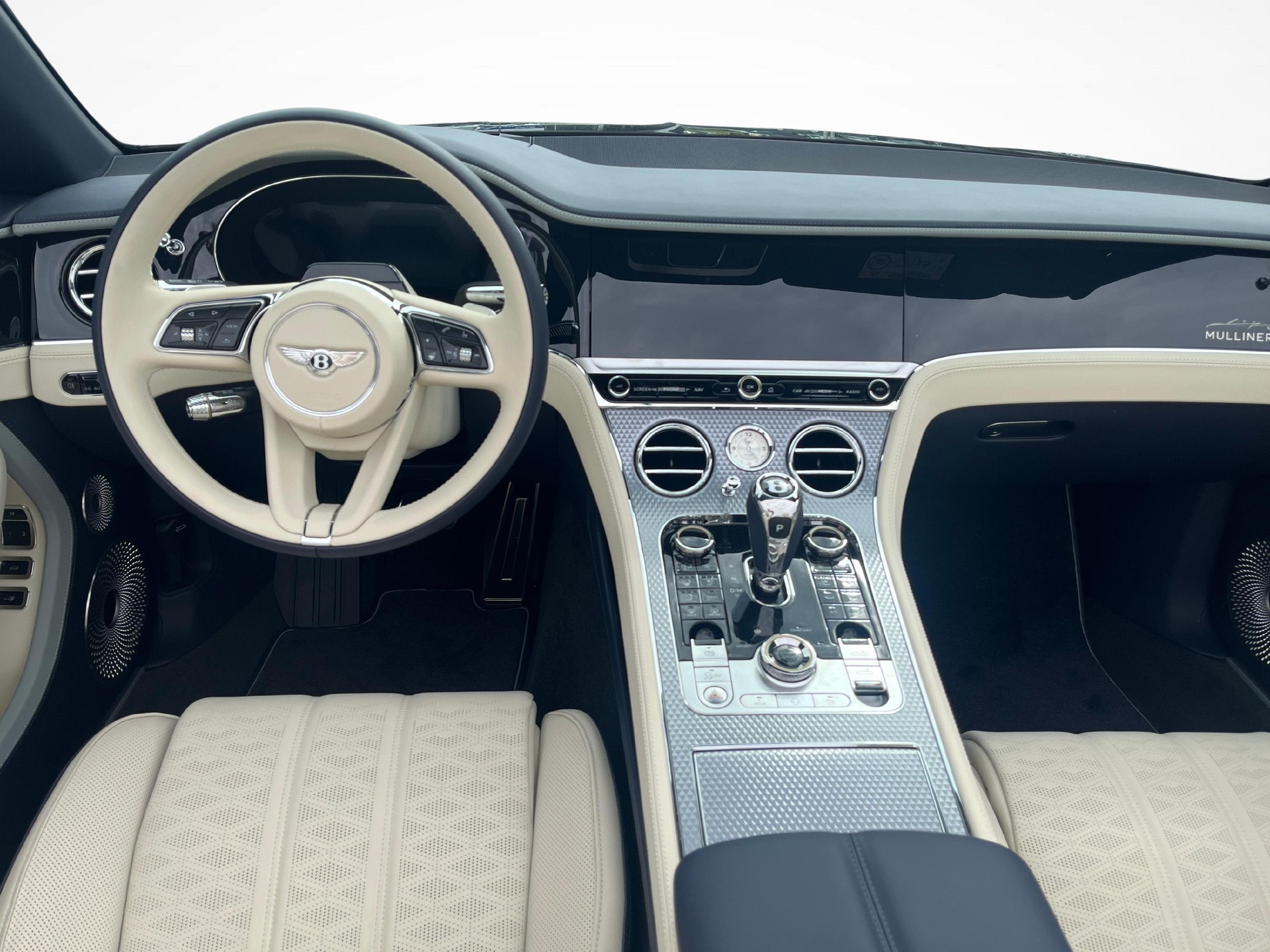 BENTLEY Continental GTC 4.0 V8 Hybrid Mulliner-image-8