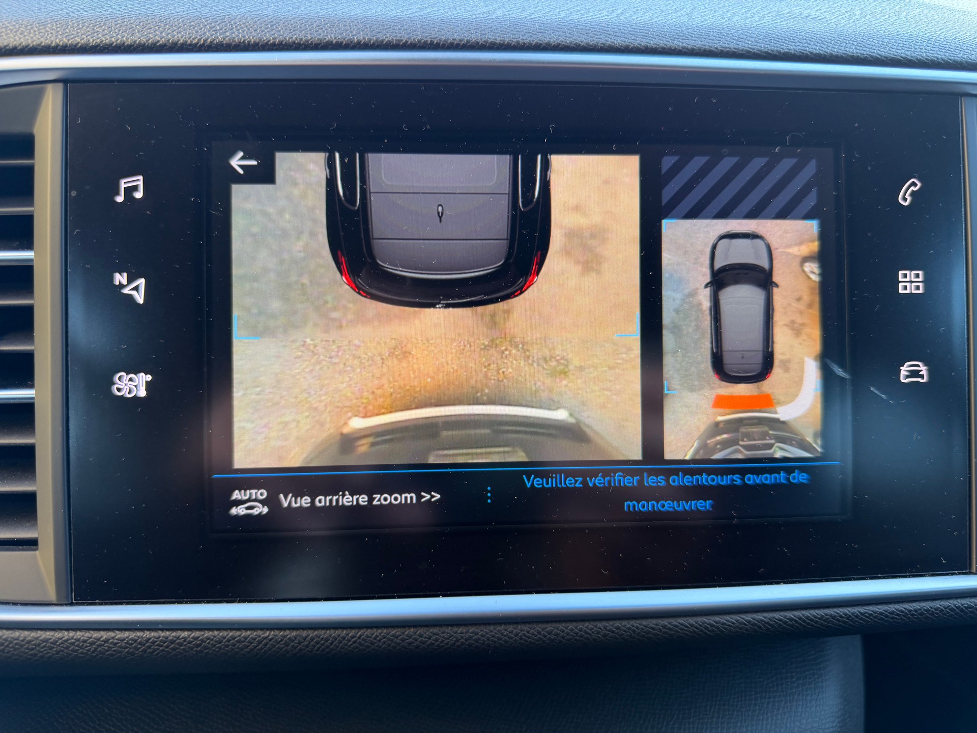 PEUGEOT 308 1.2 Pure Tech GT Line EAT8-image-13