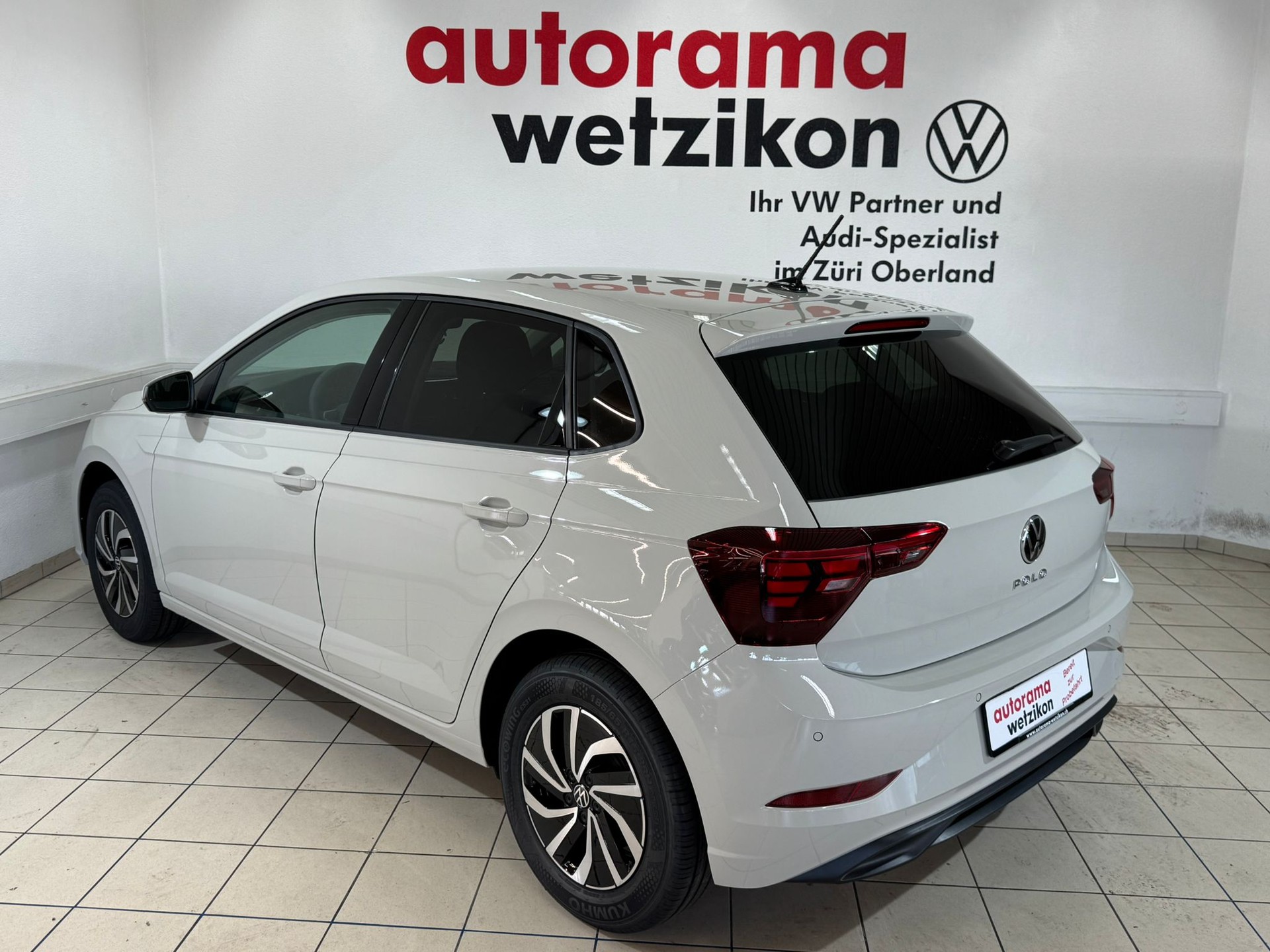 VW Polo 1.0 TSI Life DSG-showroom-element-2