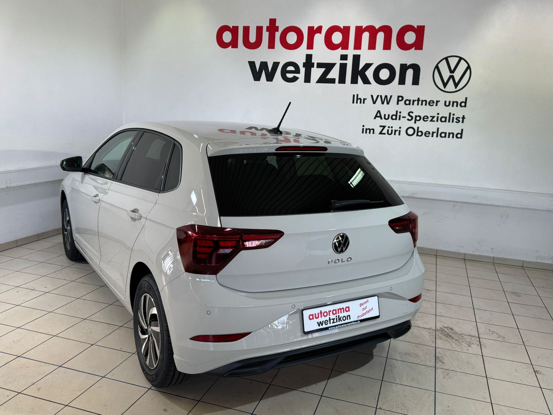 VW Polo 1.0 TSI Life DSG-showroom-element-3