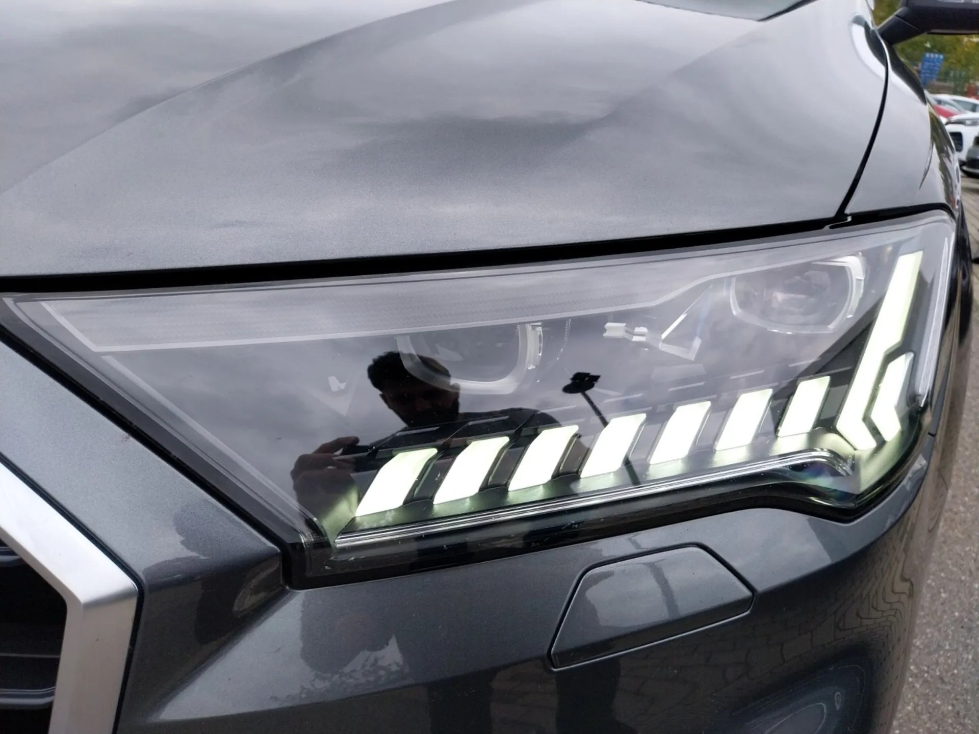 AUDI SQ7 4.0 V8 TFSI quattro tiptronic-image-6