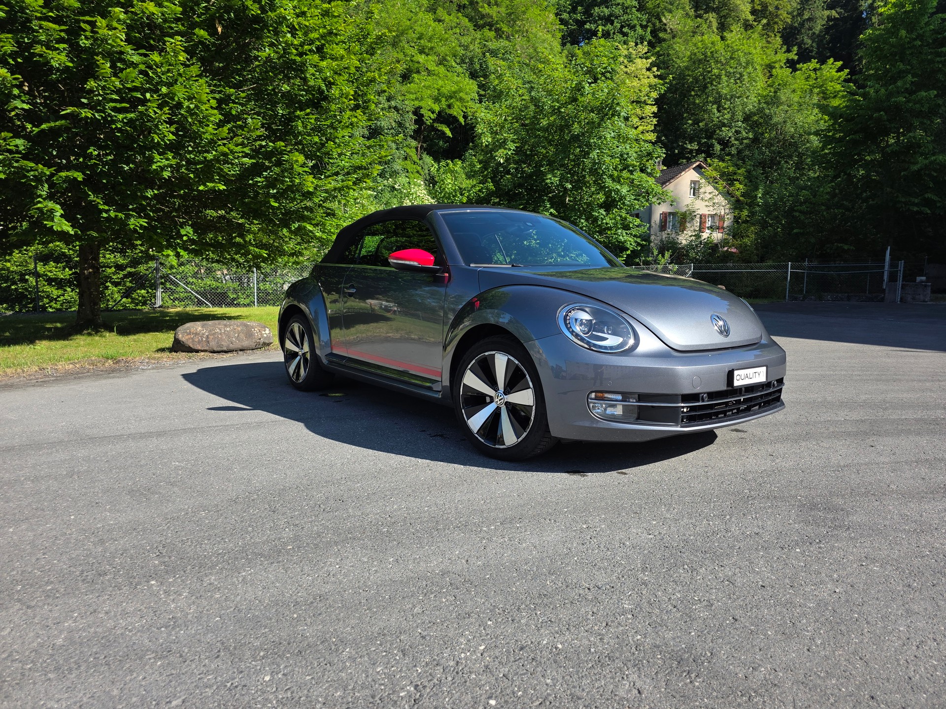 VW Beetle Cabrio 1.2 TSI BMT Club DSG-showroom-element-1