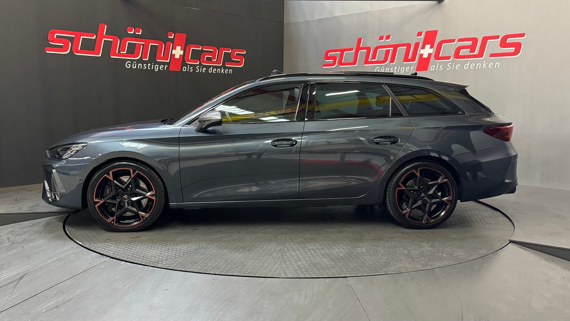 CUPRA LEON ST 2.0 TSI VZ DSG 4Drive-showroom-element-2