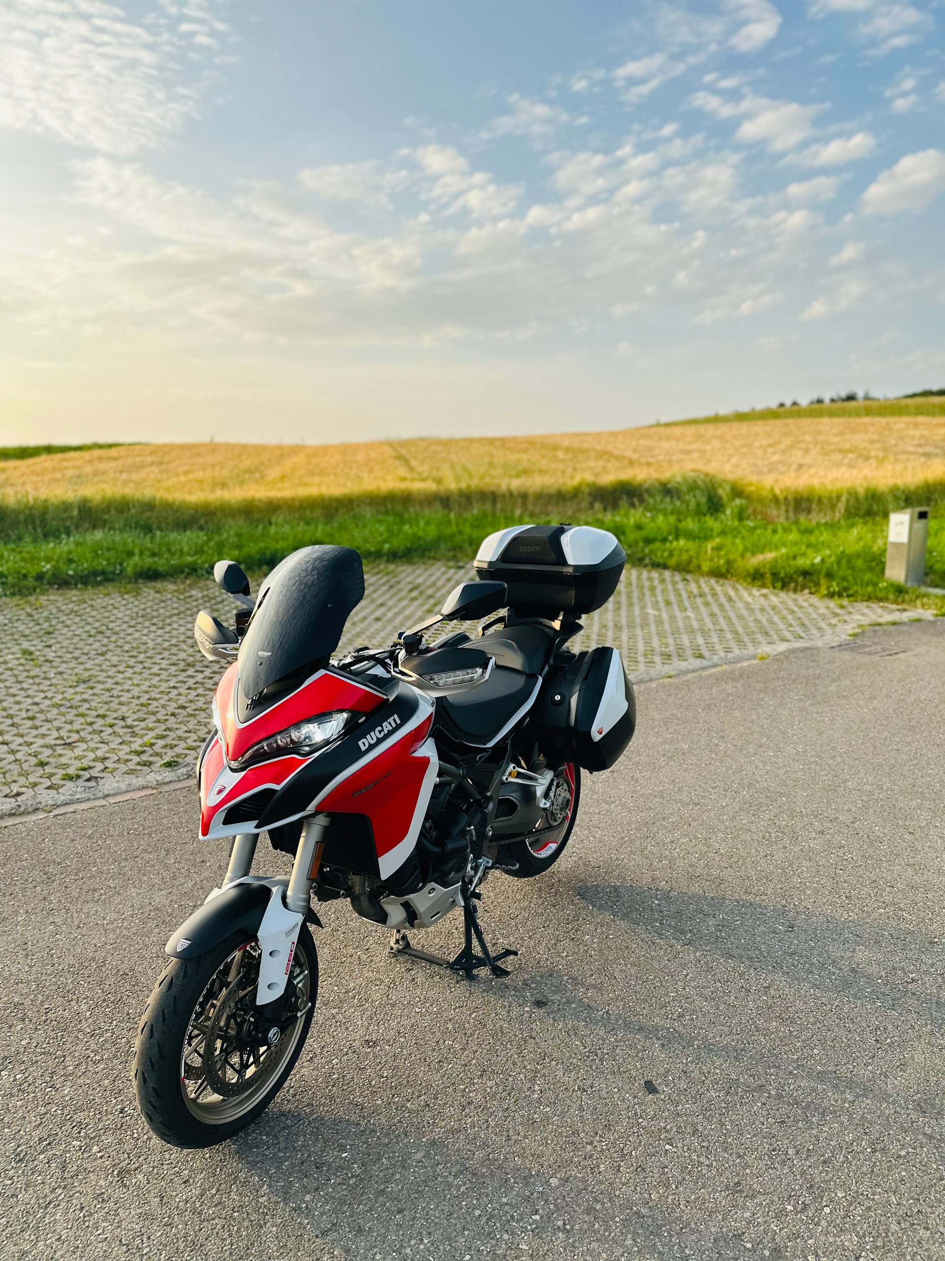 DUCATI Multistrada 1260 S Touring