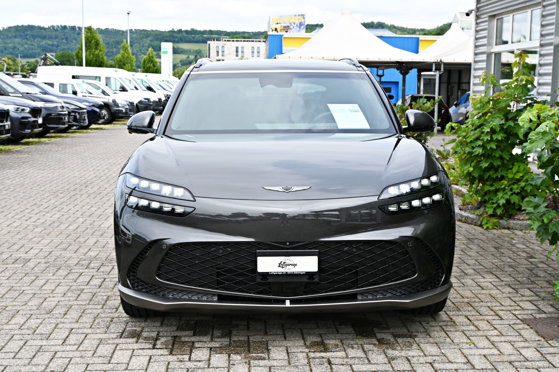 GENESIS GV60 77.4 kWh Sport Plus AWD 490PS 4X4 (CH Auto) + Werksgarantie 09.2029-showroom-element-2
