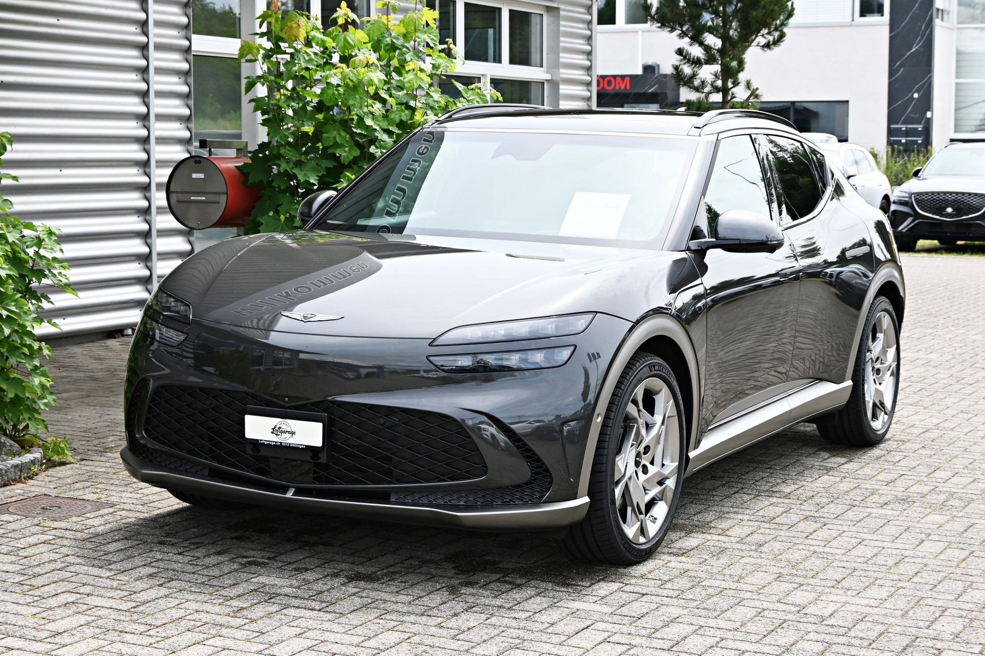 GENESIS GV60 77.4 kWh Sport Plus AWD 490PS 4X4 (CH Auto) + Werksgarantie 09.2029-showroom-element-1